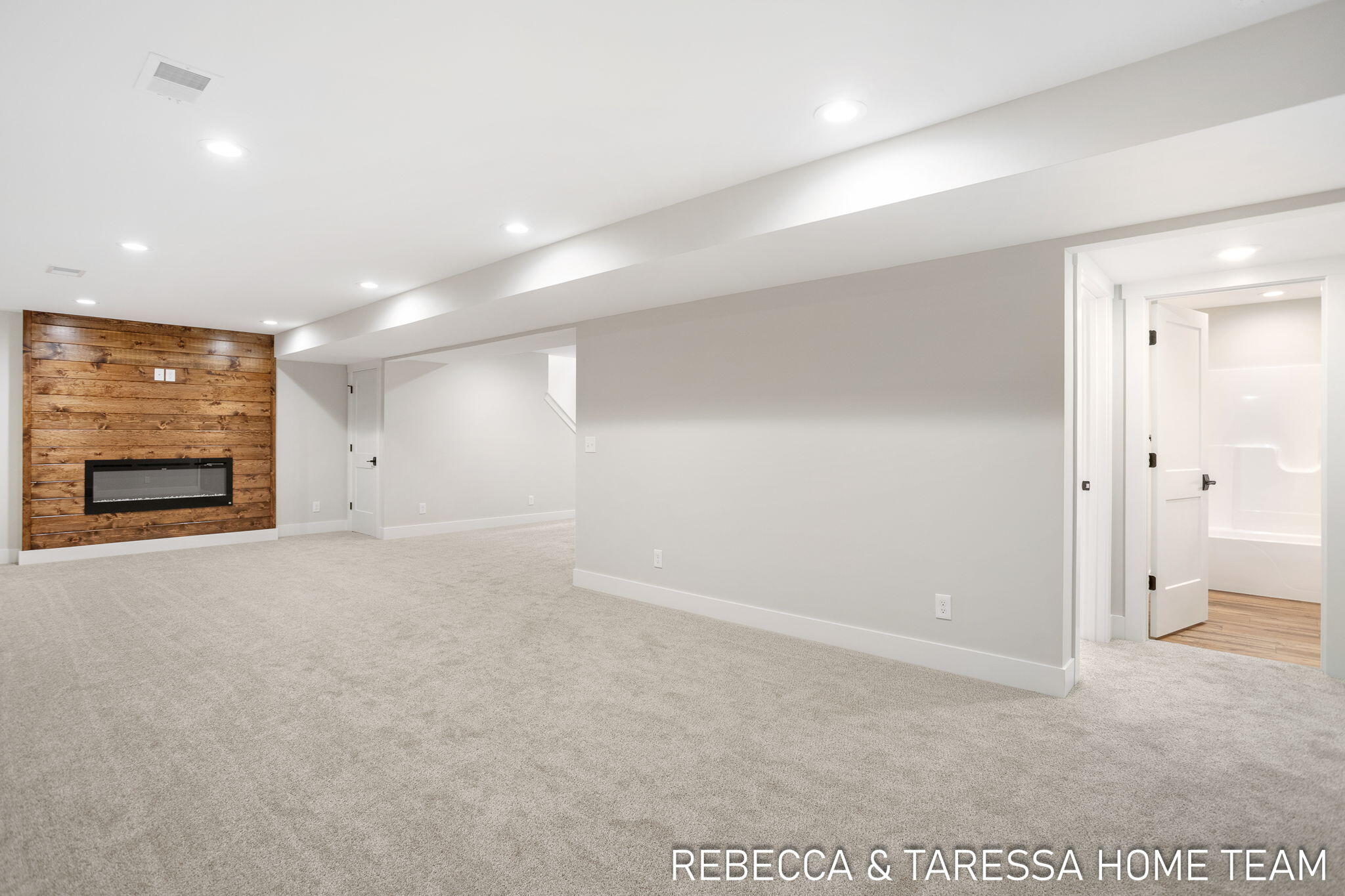 6020 Vesper Drive, #22