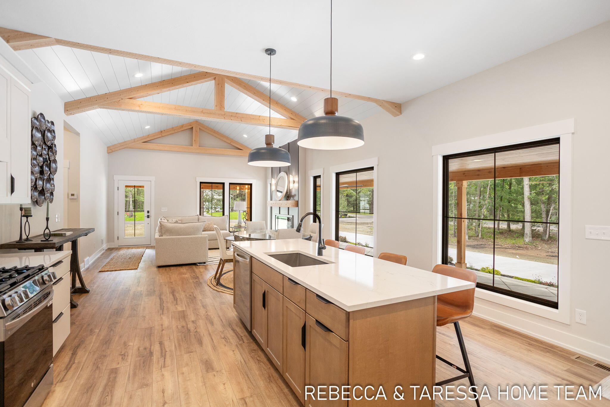 6020 Vesper Drive, #22