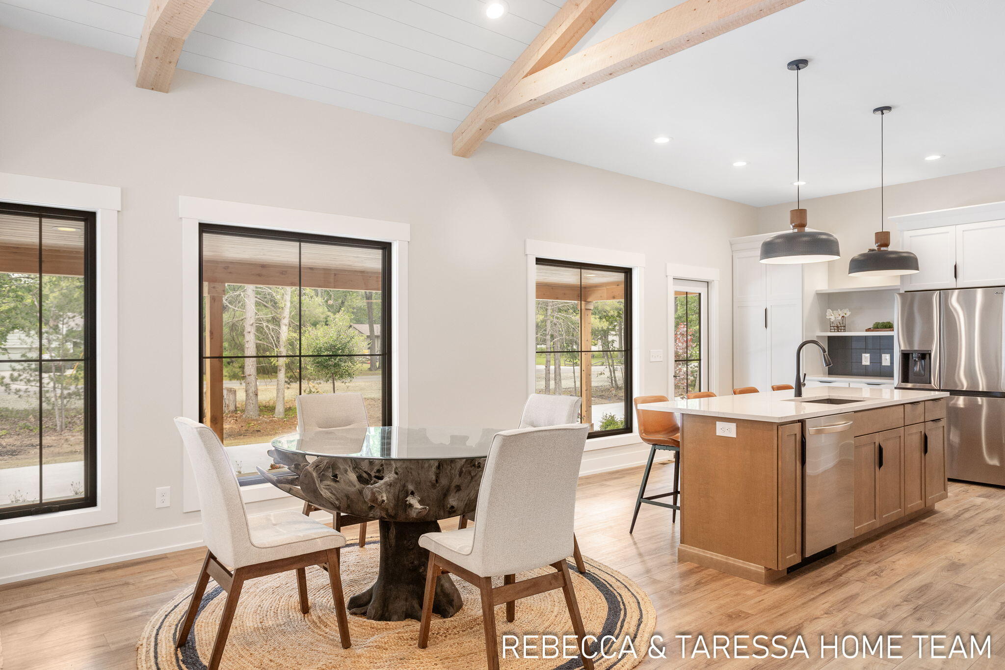 6020 Vesper Drive, #22