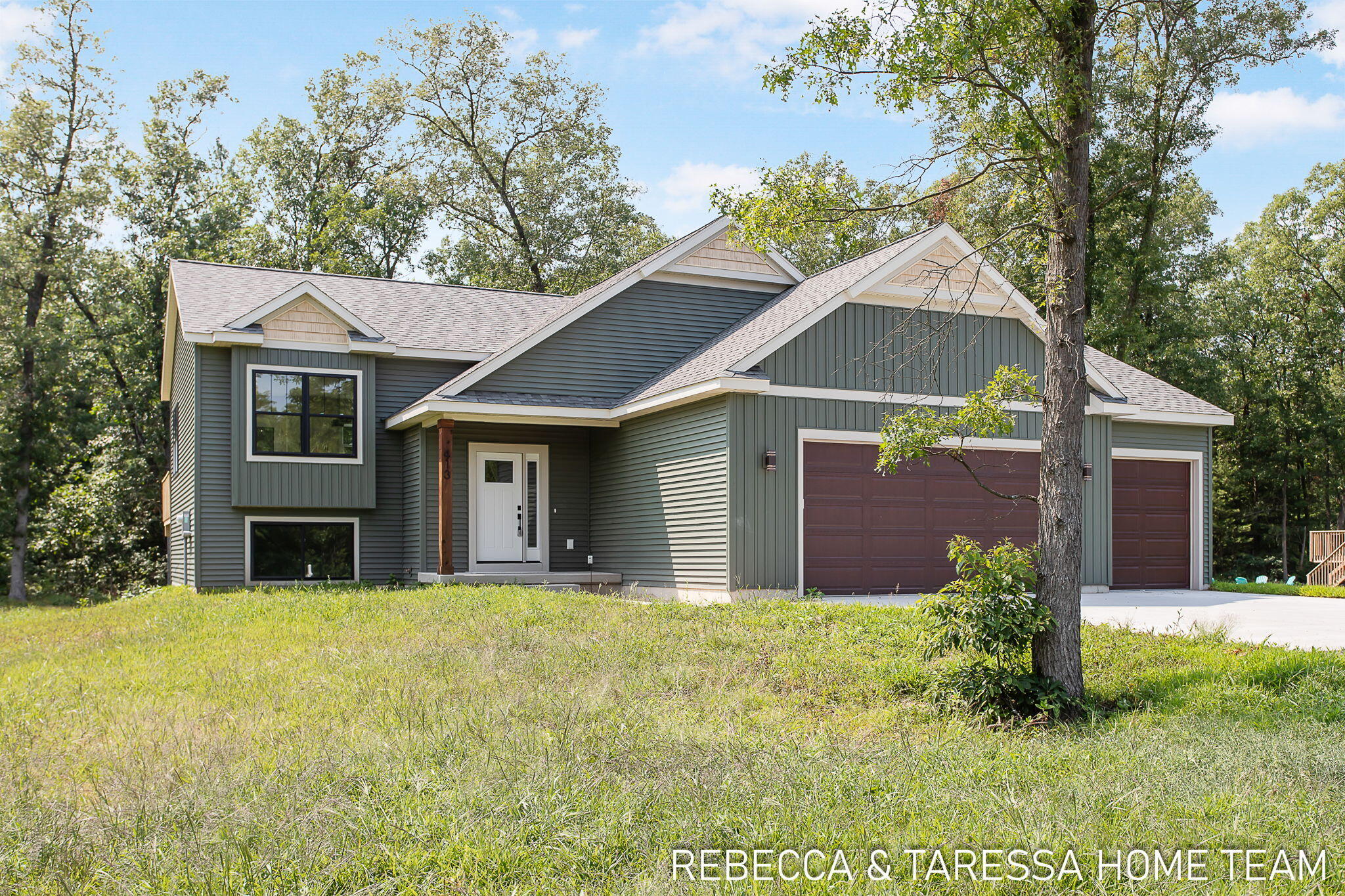 413 Sabine Drive, 28