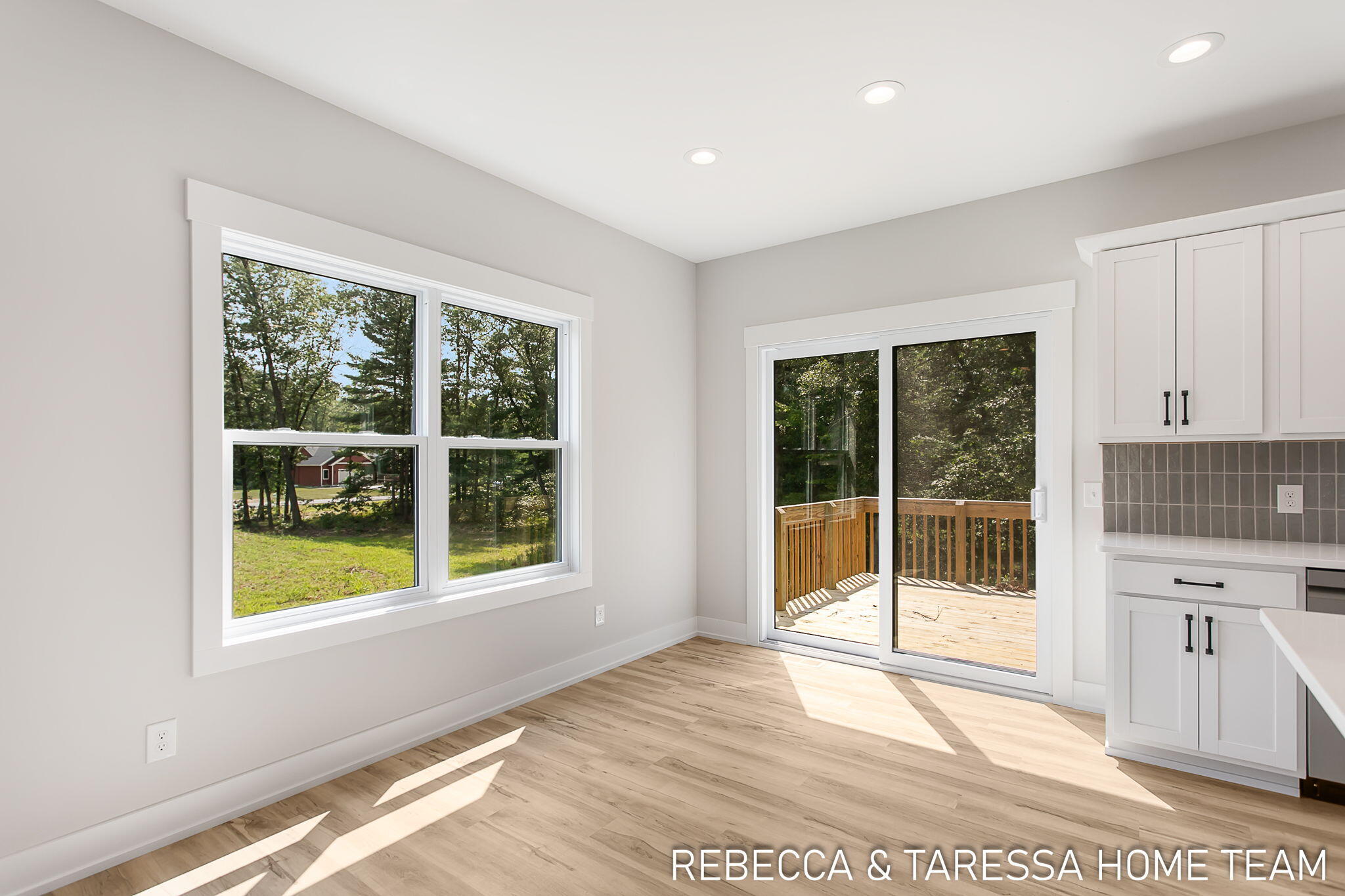 413 Sabine Drive, 28