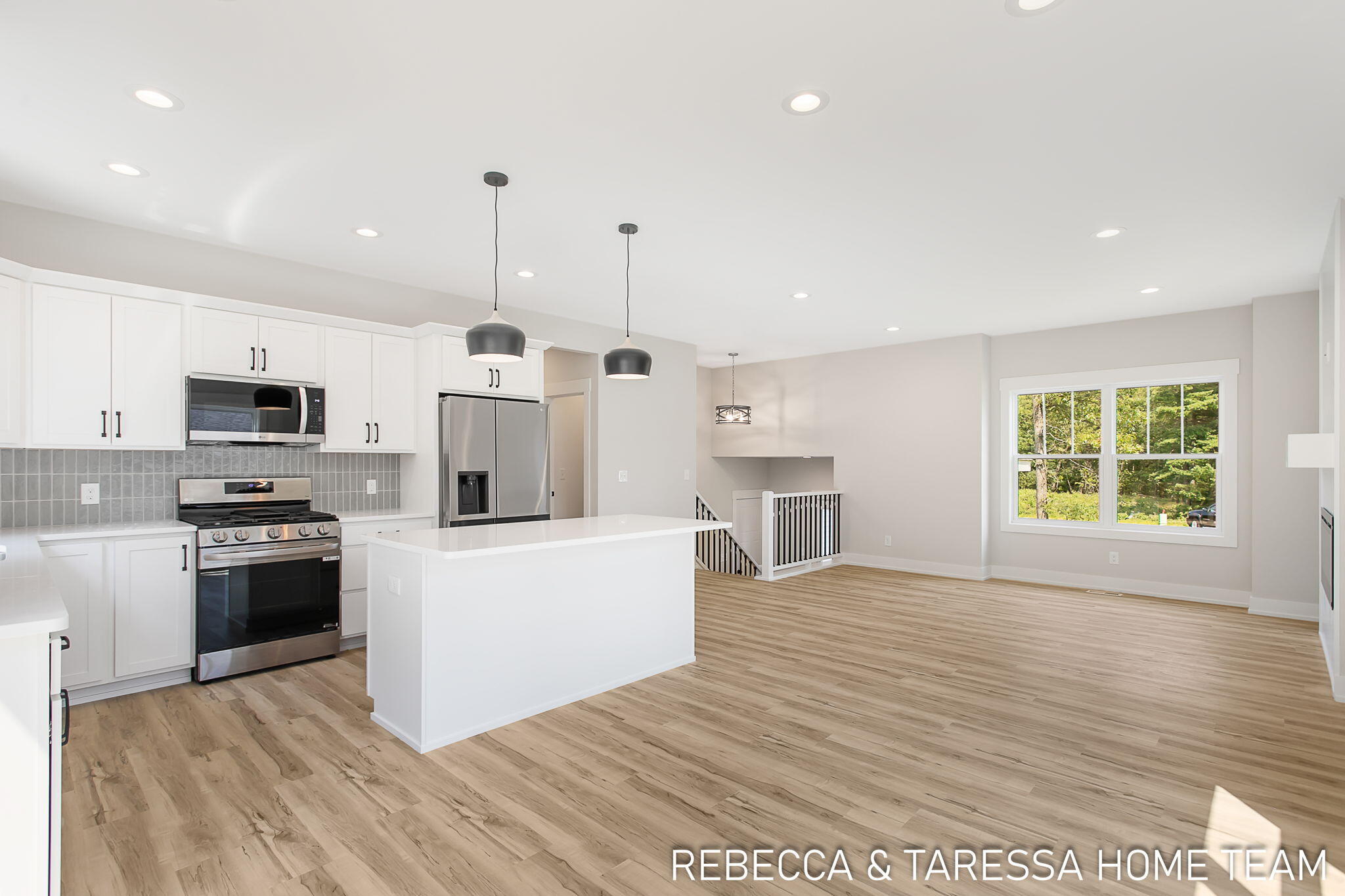 413 Sabine Drive, 28