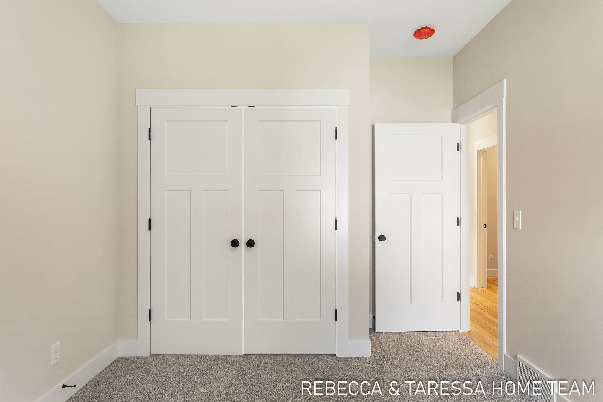 413 Sabine Drive, 28