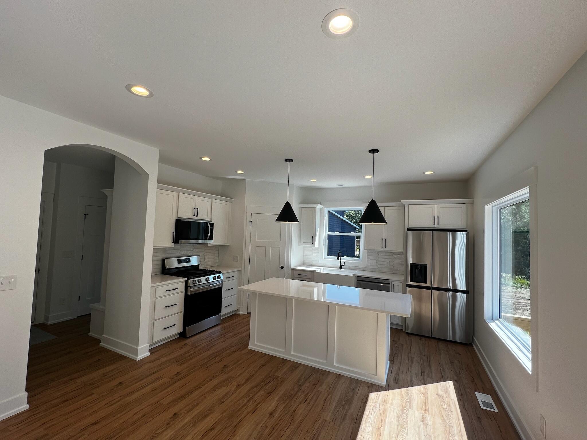 6035 Vesper Dr, #14