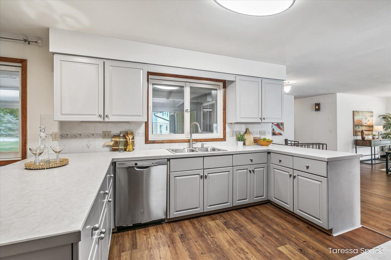 891 Shadybrook Drive