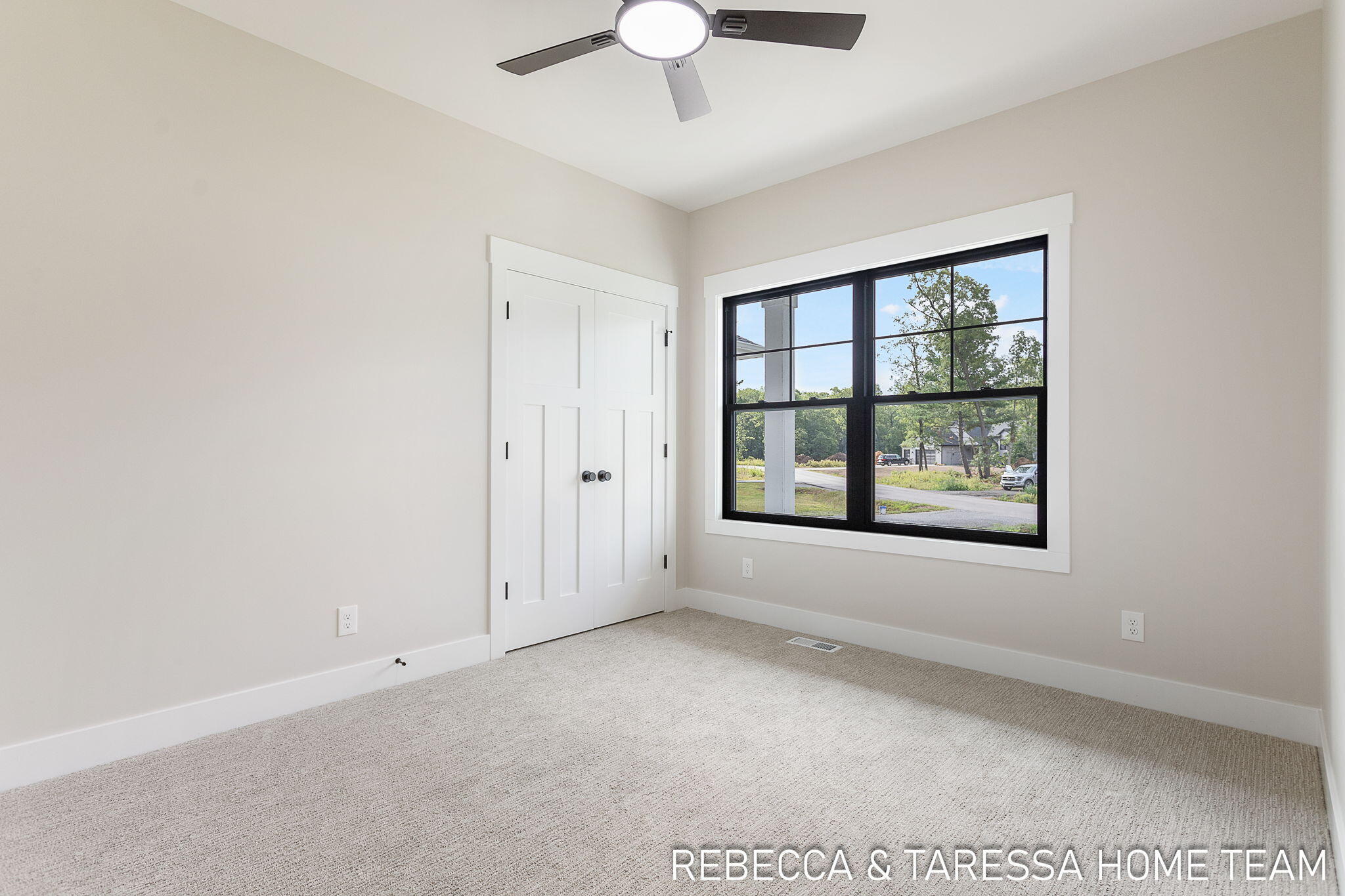 6024 Vesper Dr, #24