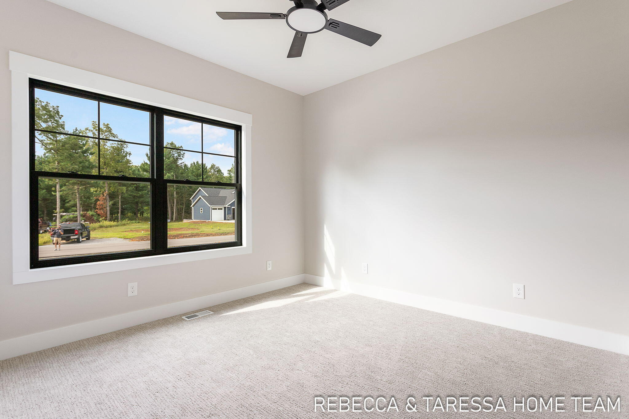 6024 Vesper Dr, #24