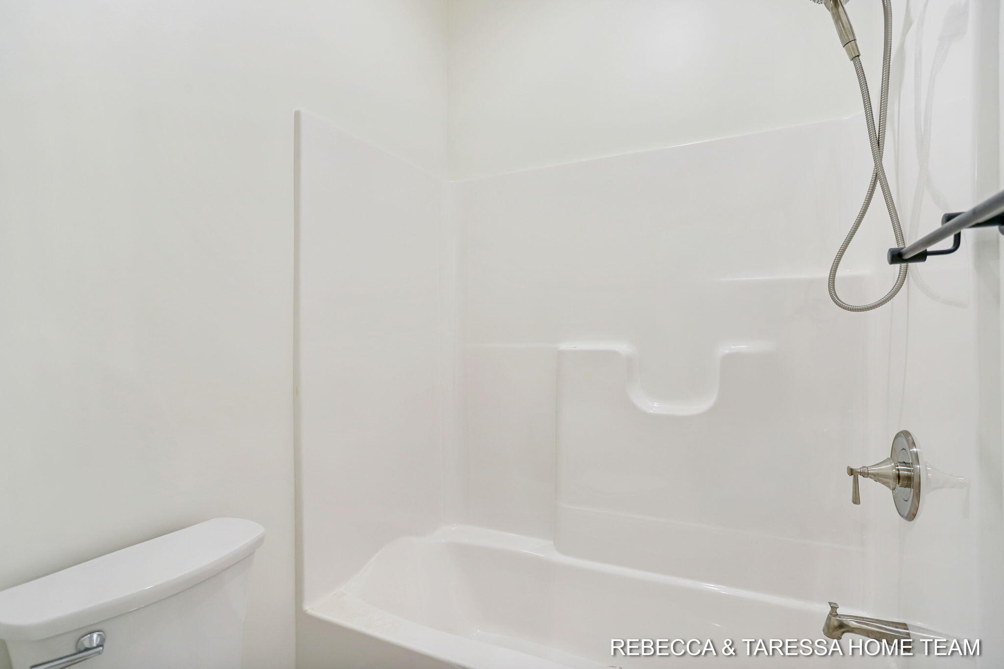 412 Sabine Drive, 11