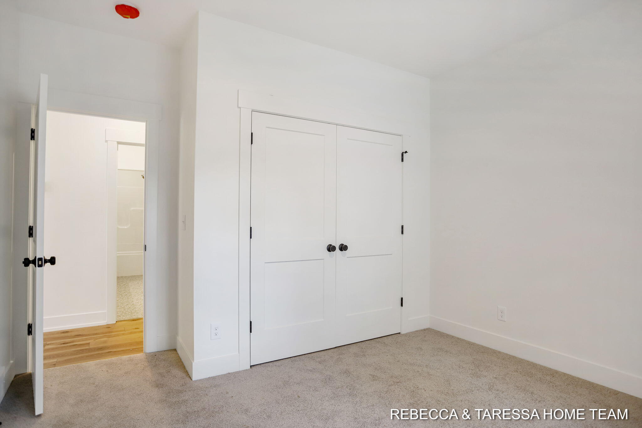 412 Sabine Drive, 11