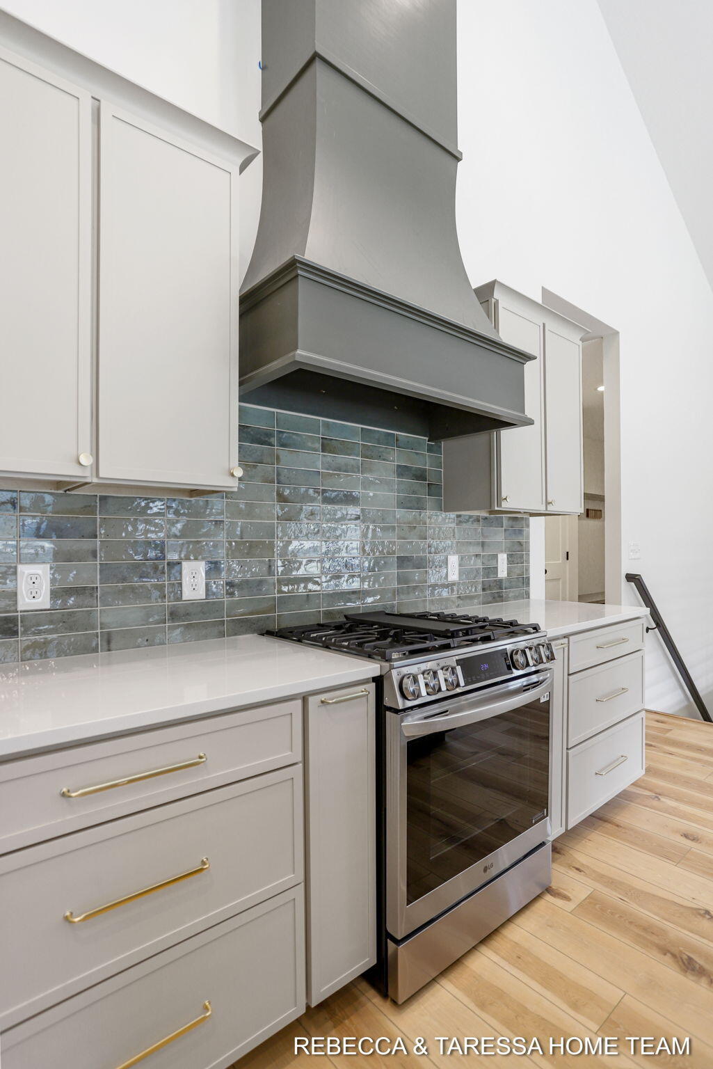 412 Sabine Drive, 11