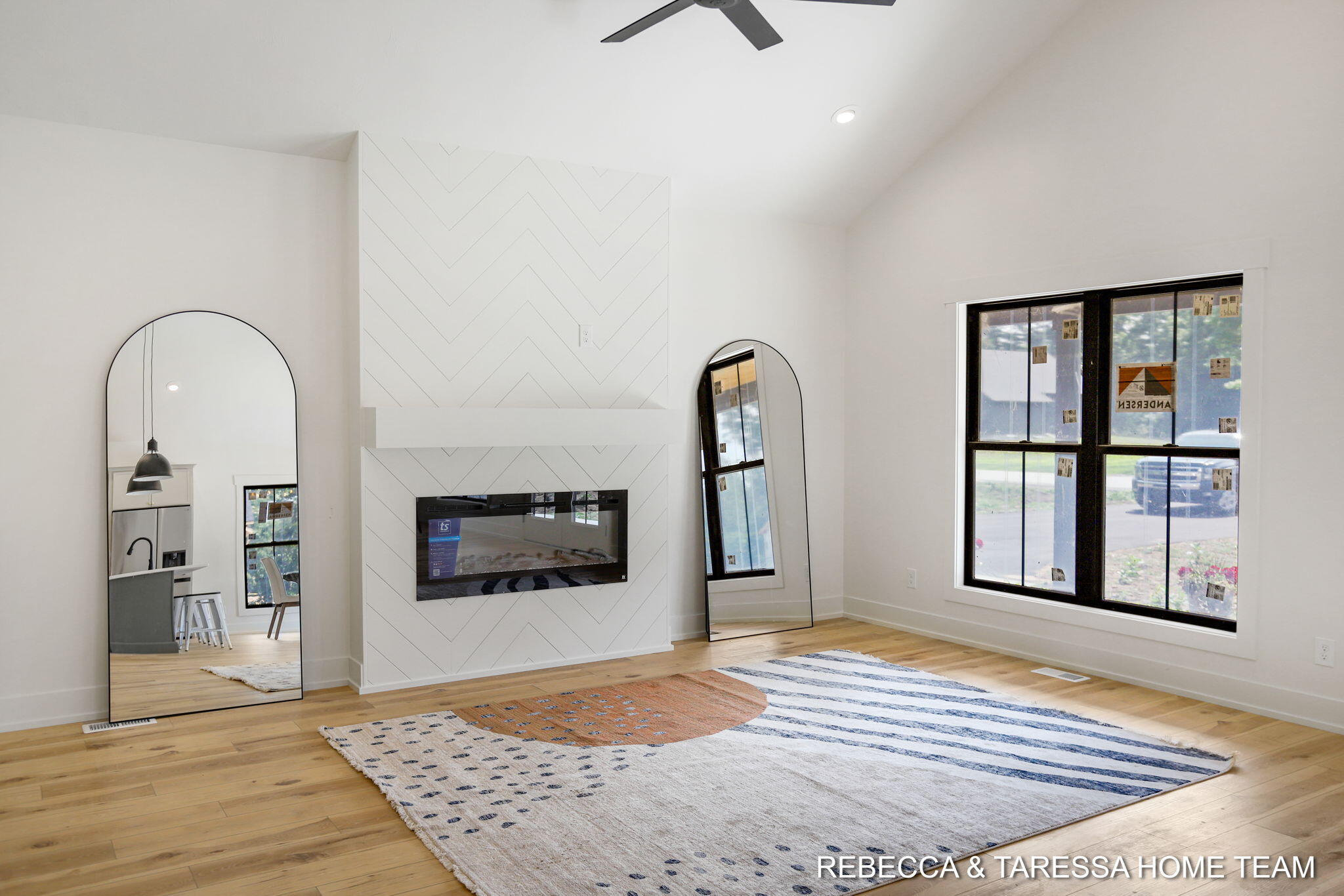 412 Sabine Drive, 11