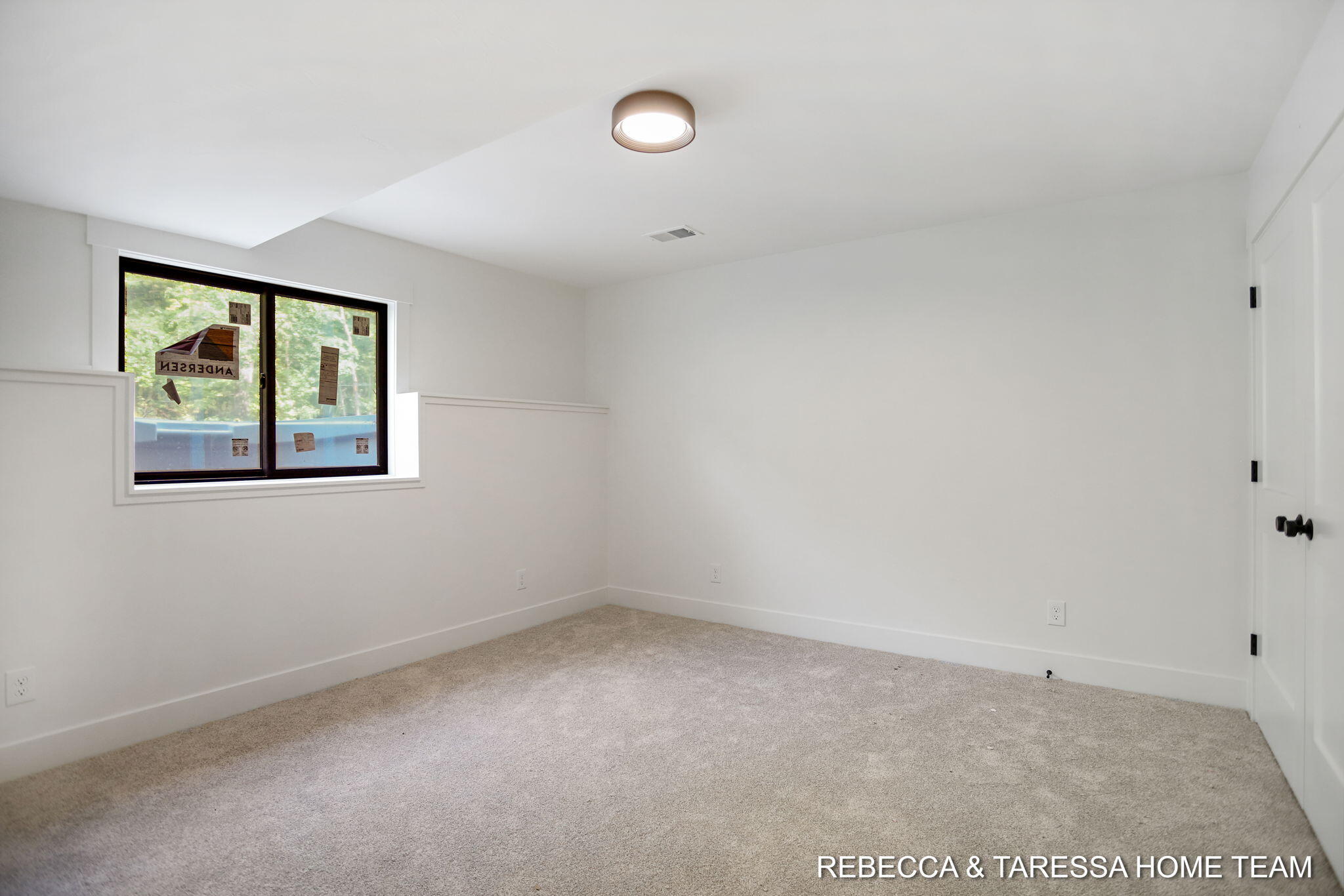 412 Sabine Drive, 11