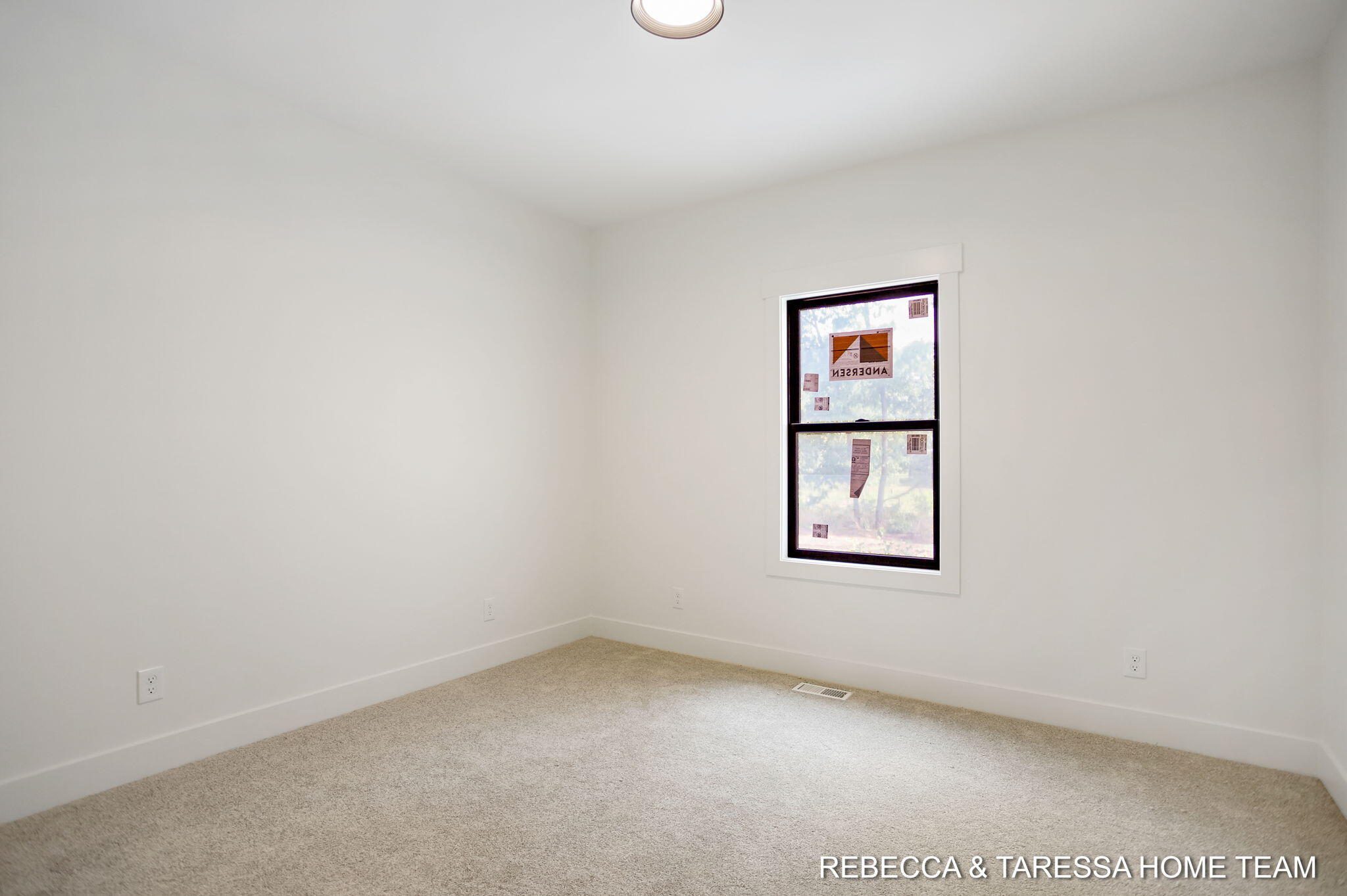 412 Sabine Drive, 11