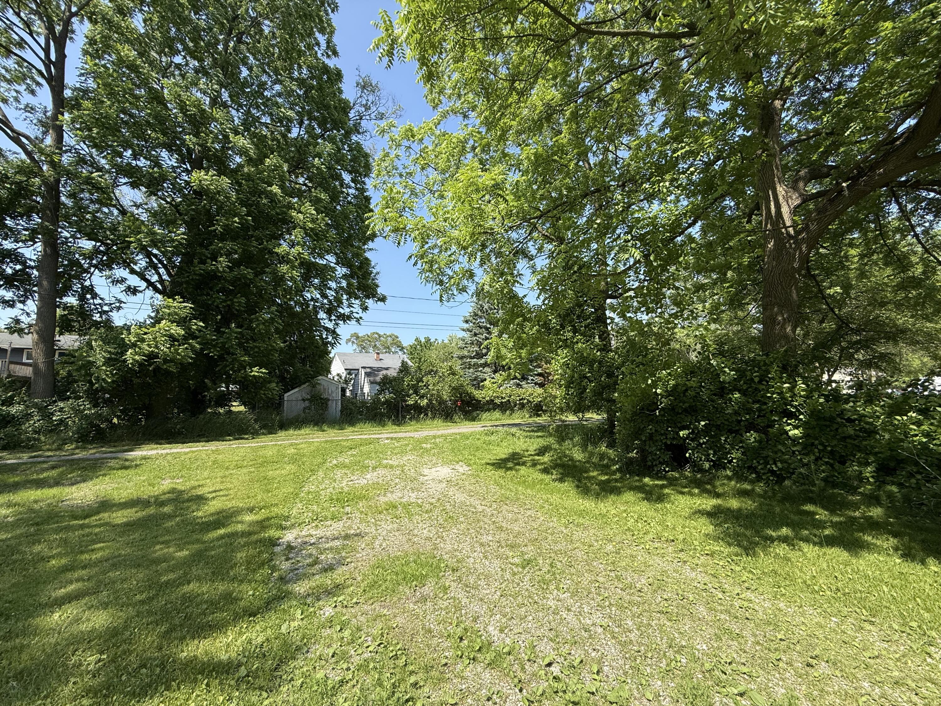 1924 W Sherman Boulevard