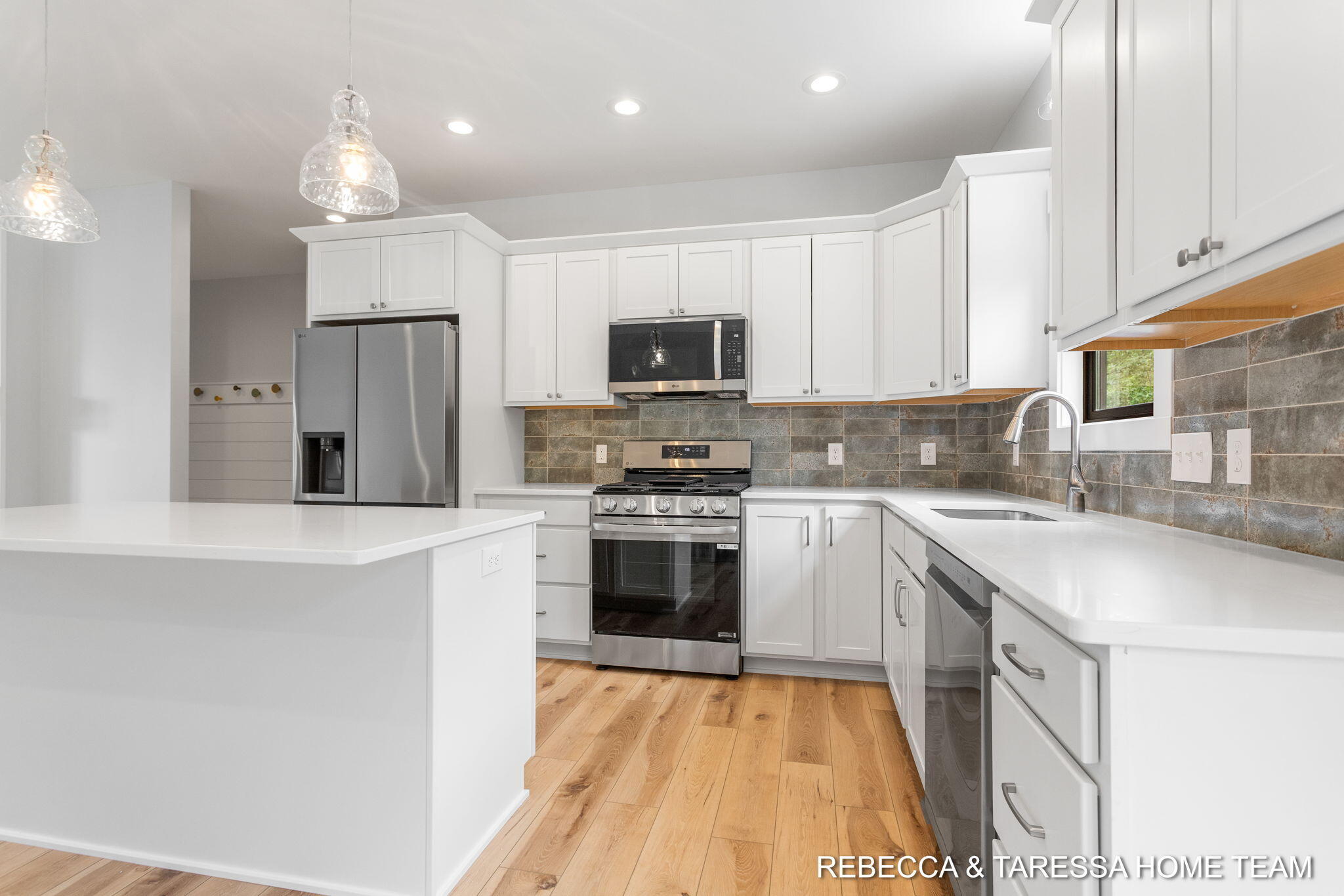 414 Sabine Drive, #12