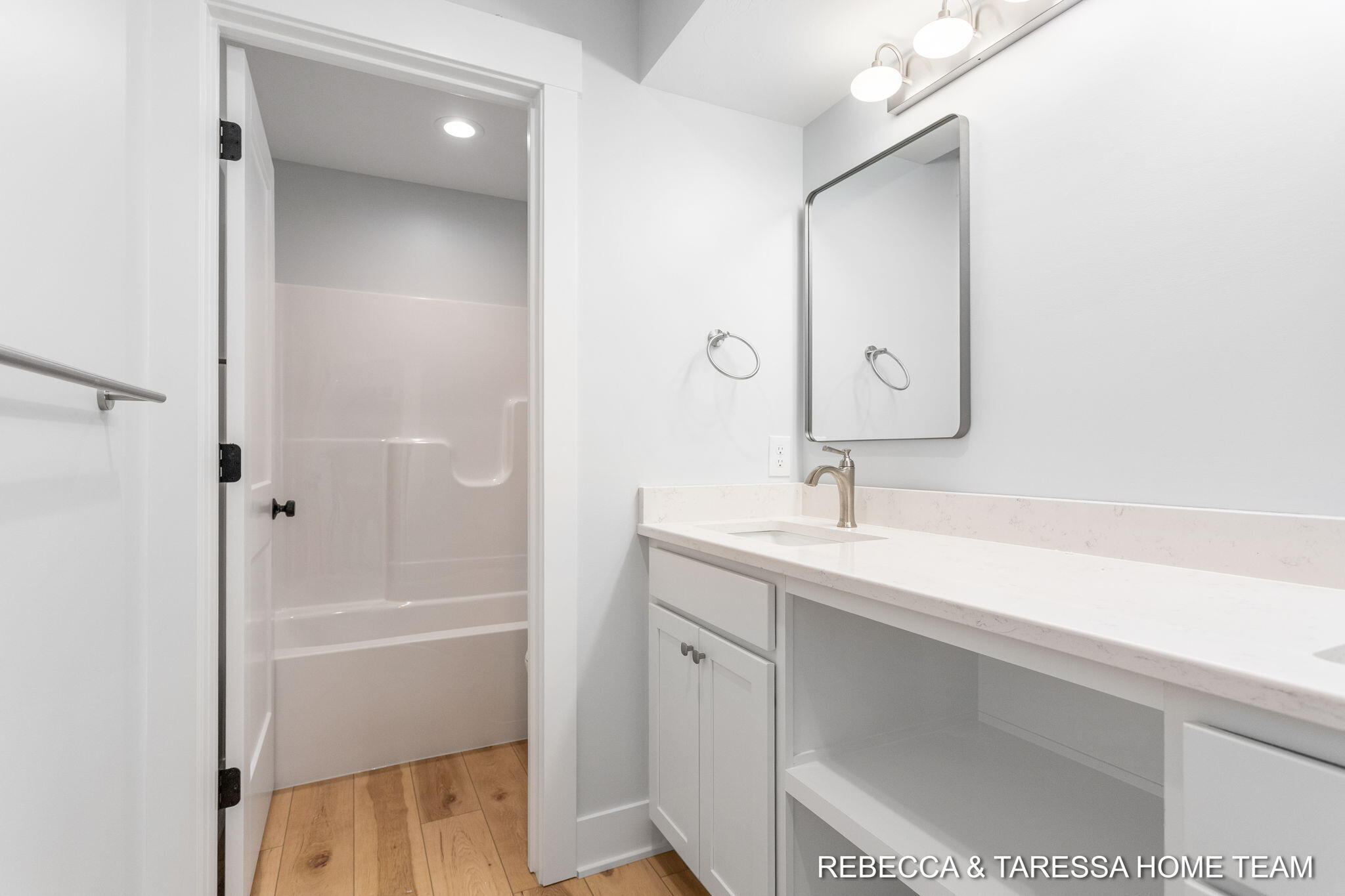 414 Sabine Drive, #12