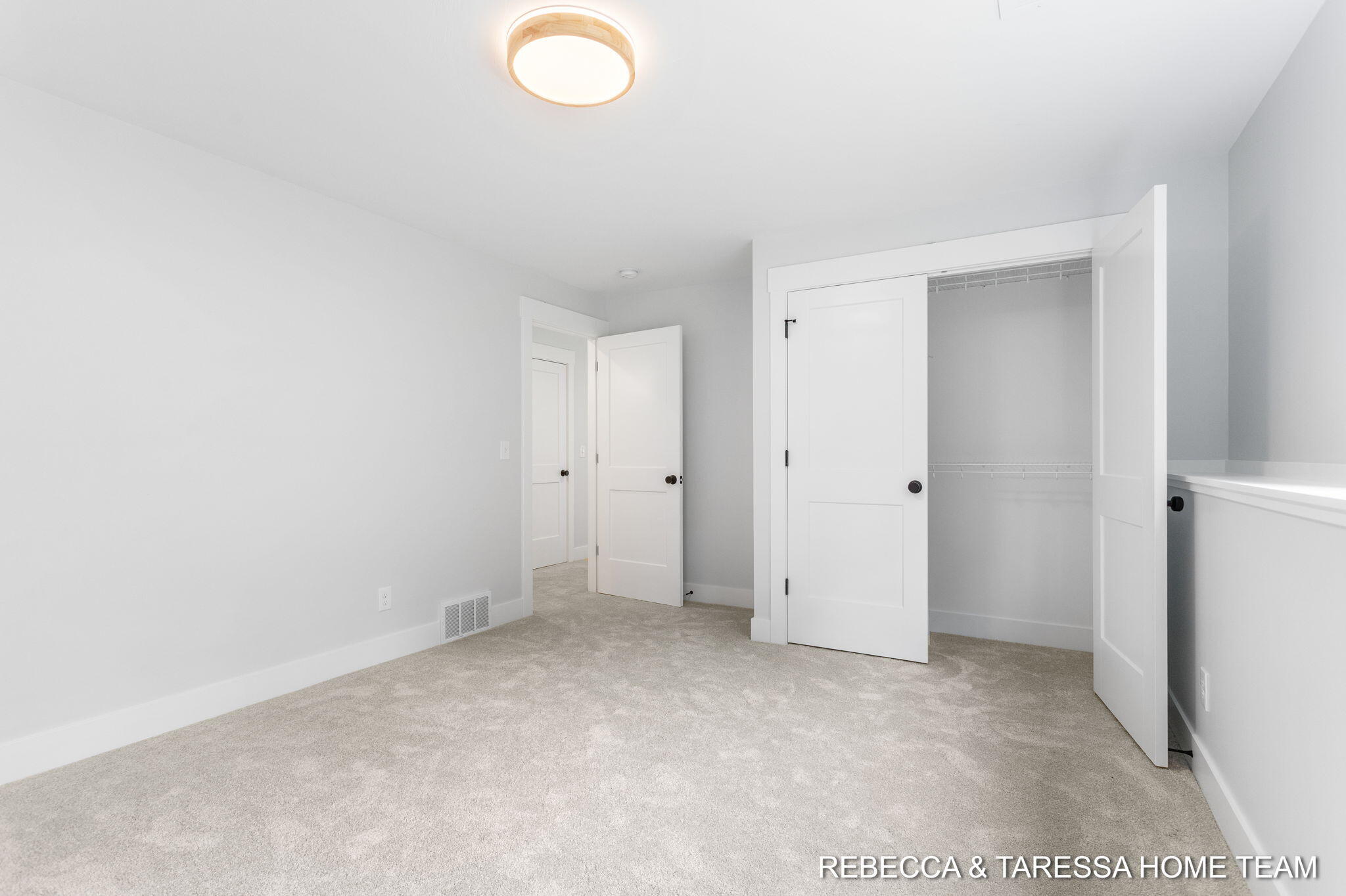 414 Sabine Drive, #12