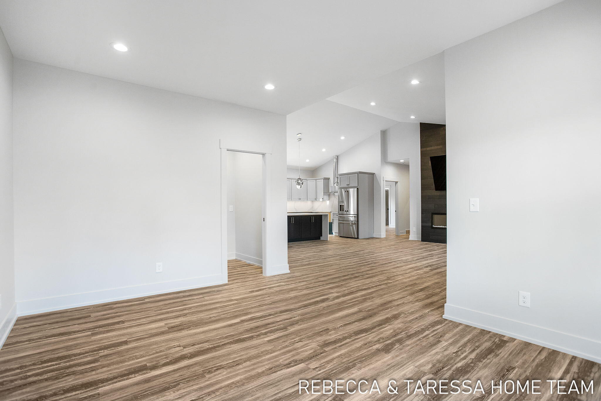 6011 Savannah Way, #32