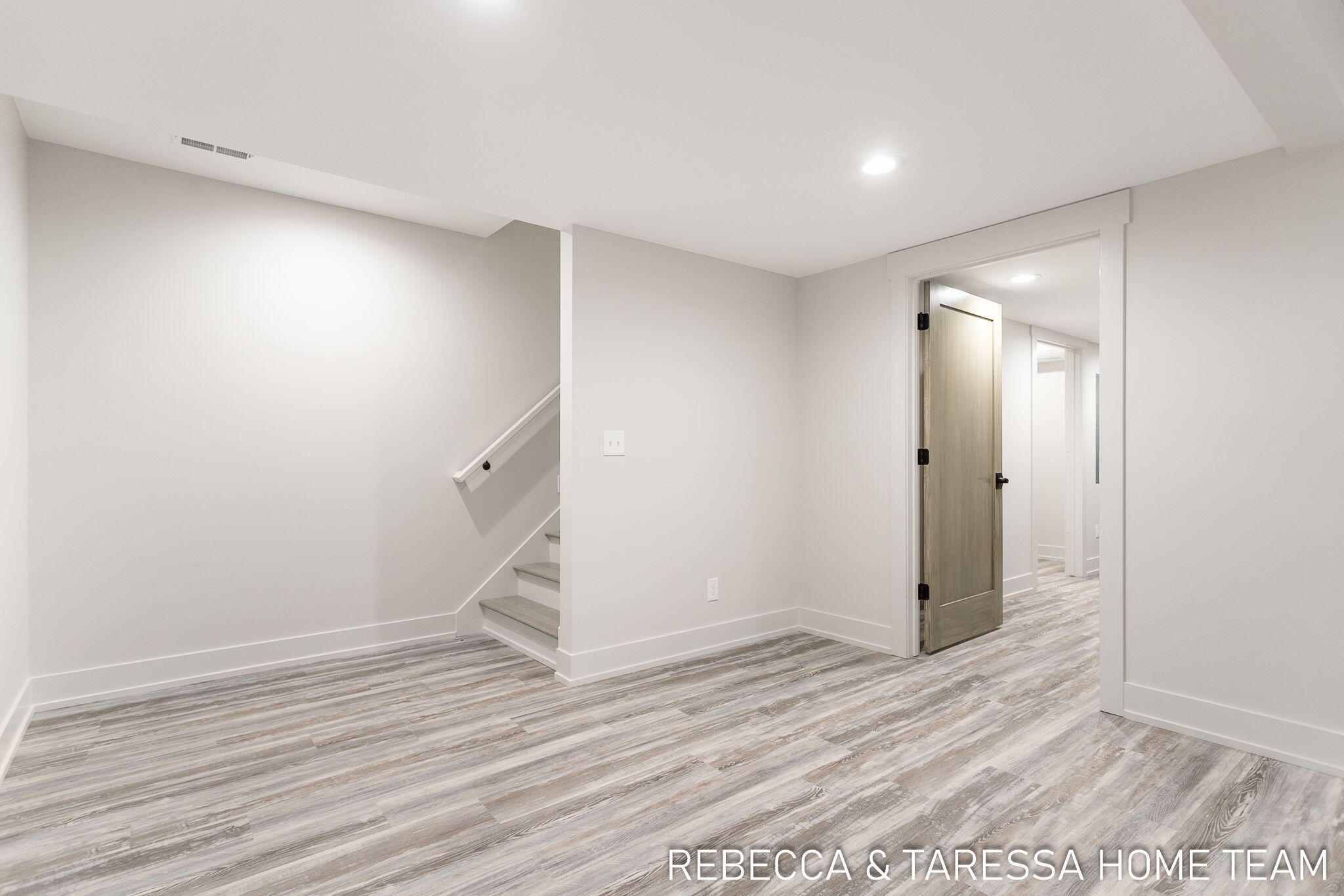 6011 Savannah Way, #32