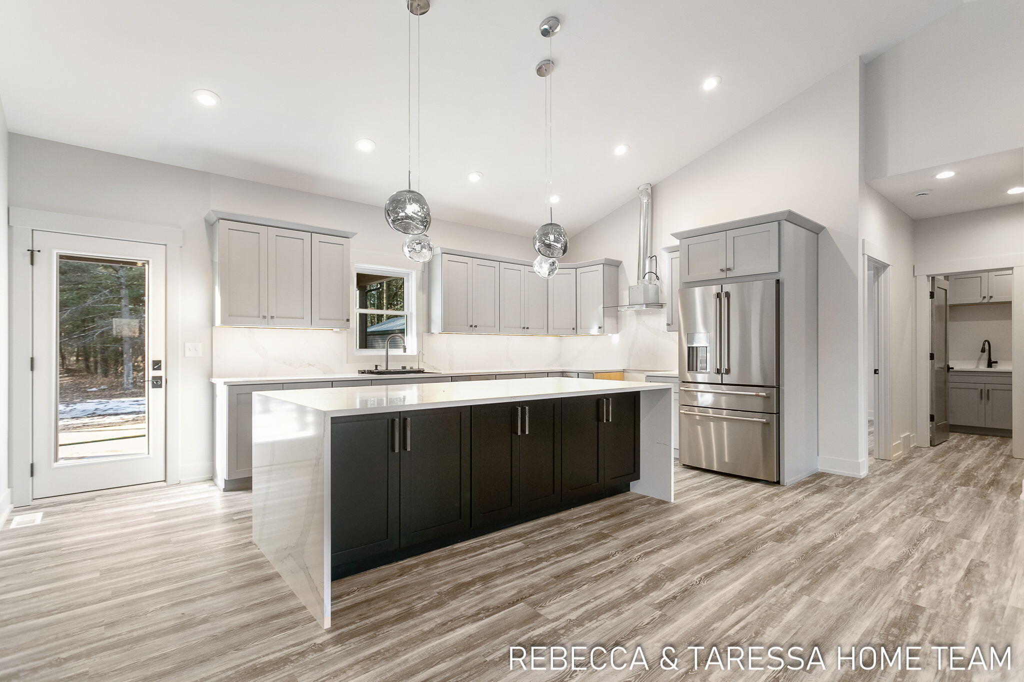 6011 Savannah Way, #32