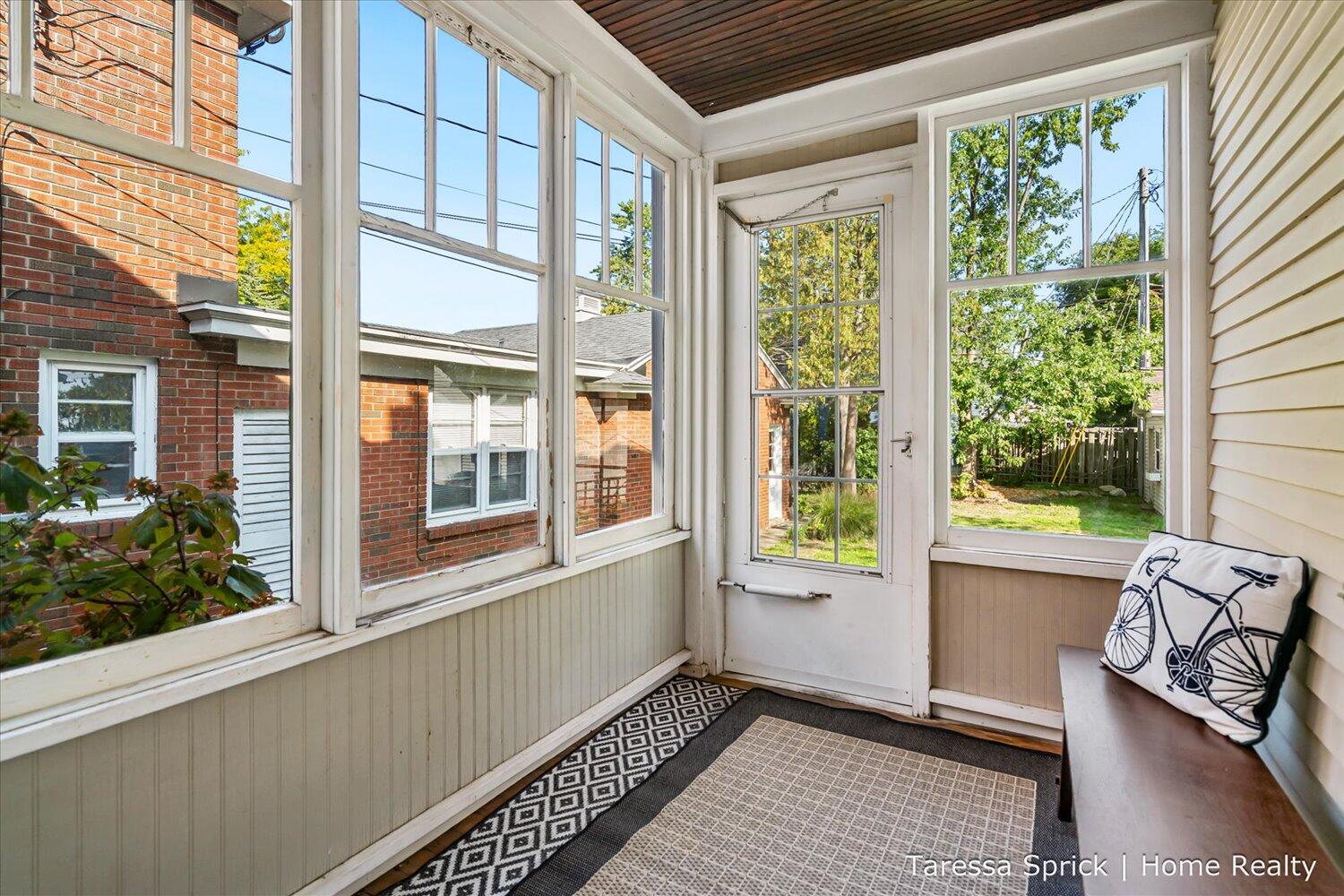 223 W 15th Street