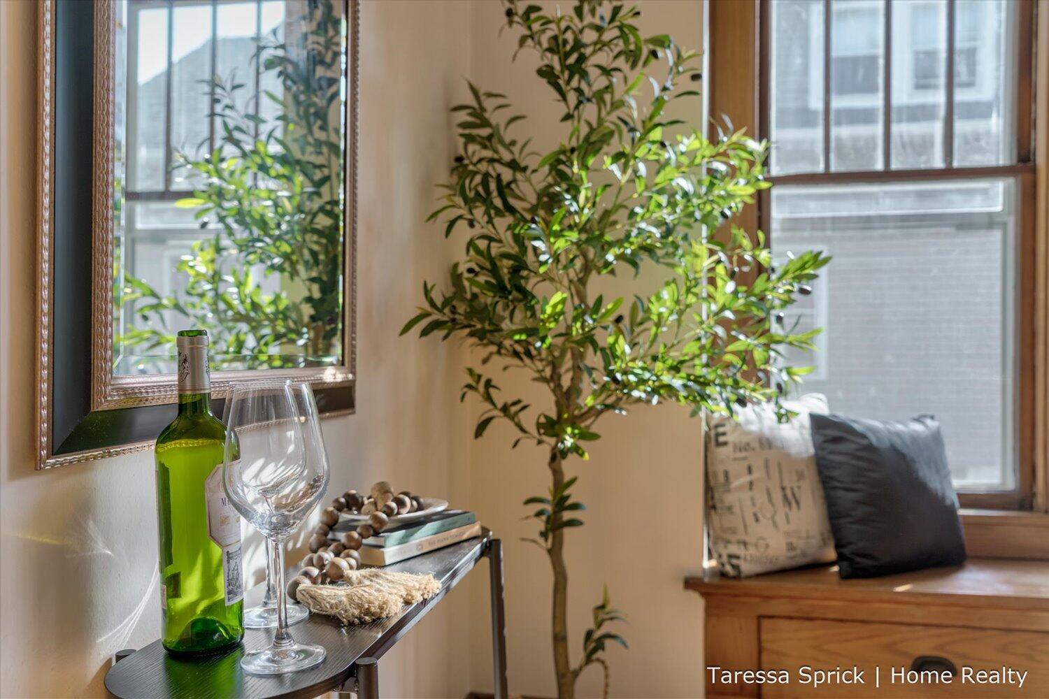 223 W 15th Street