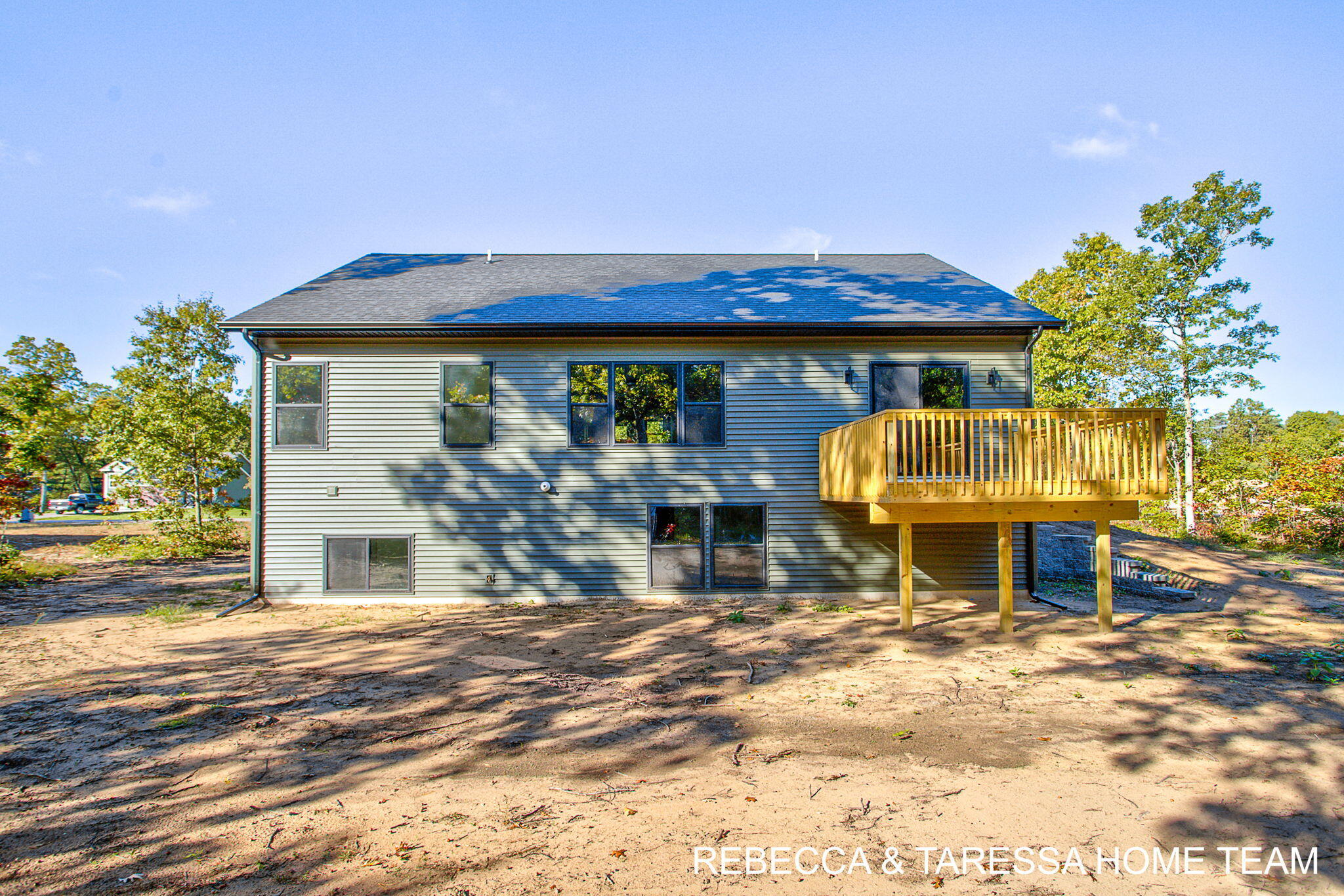 408 Sabine Drive, 10