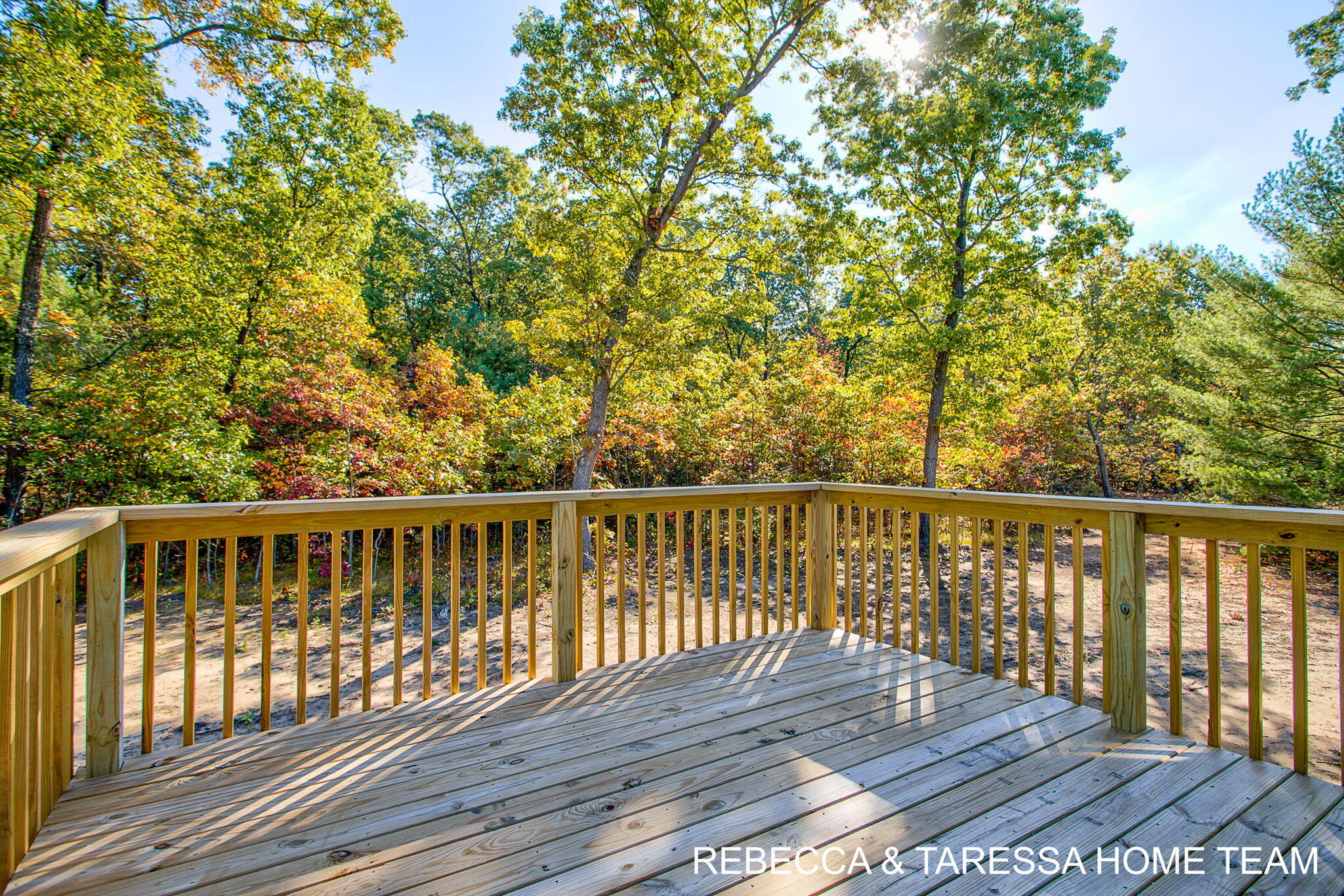 408 Sabine Drive, 10