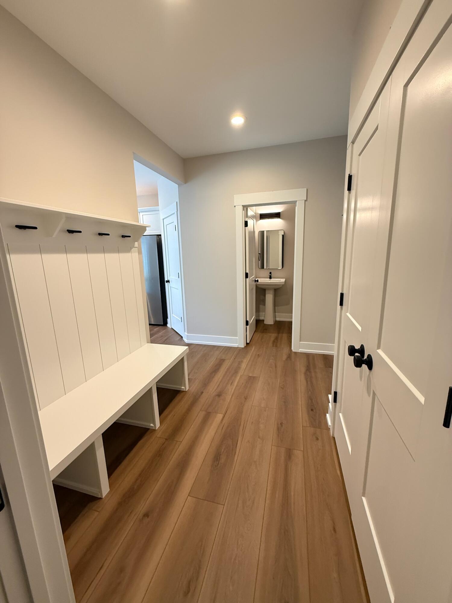 404 Sabine Drive 9