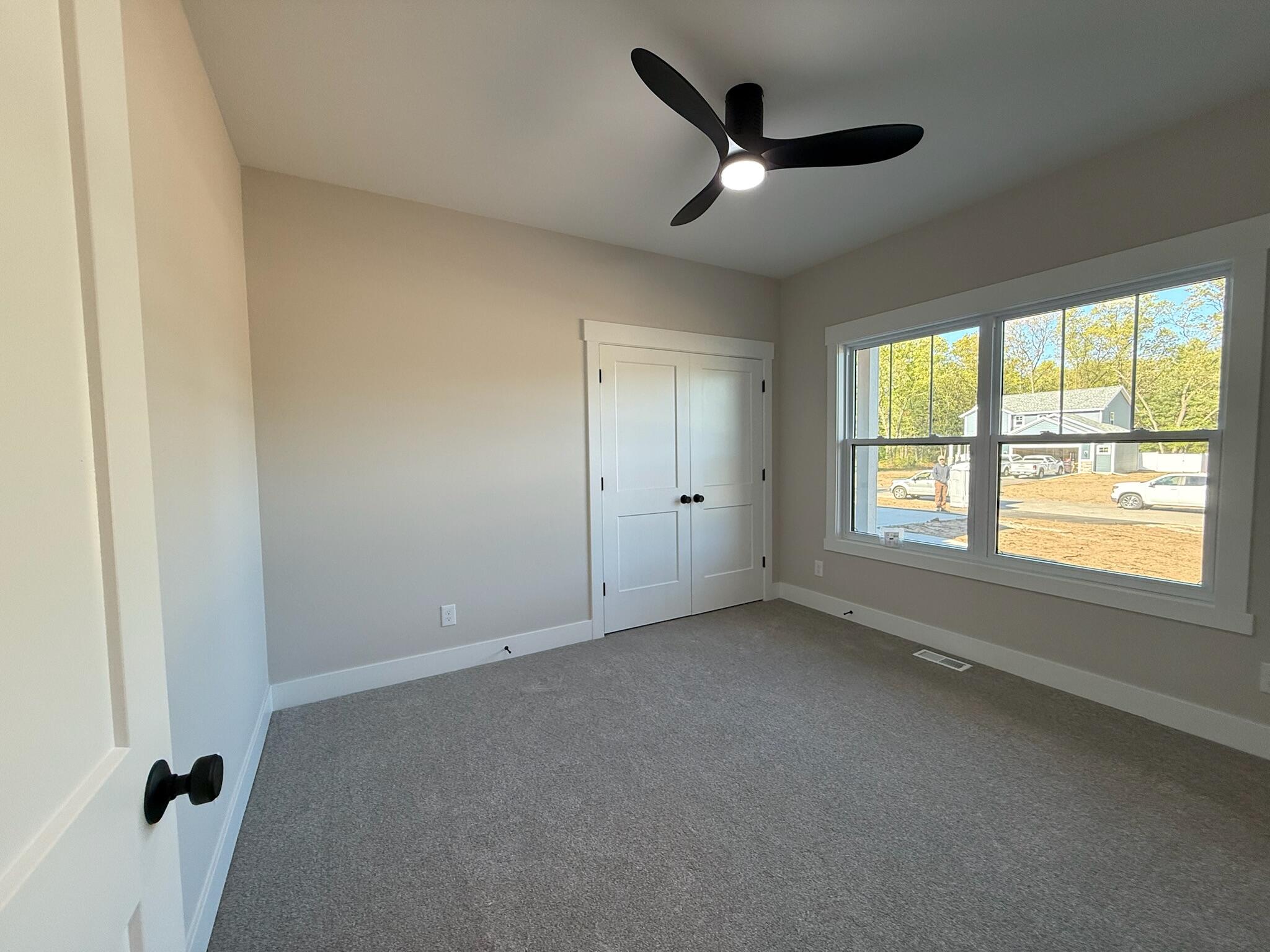 404 Sabine Drive 9