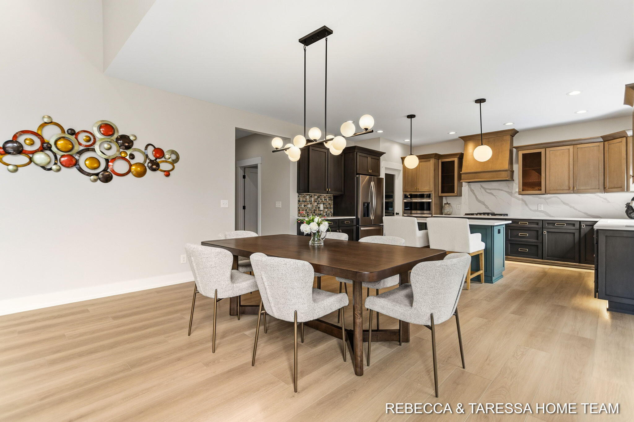 400 Sabine Drive 8