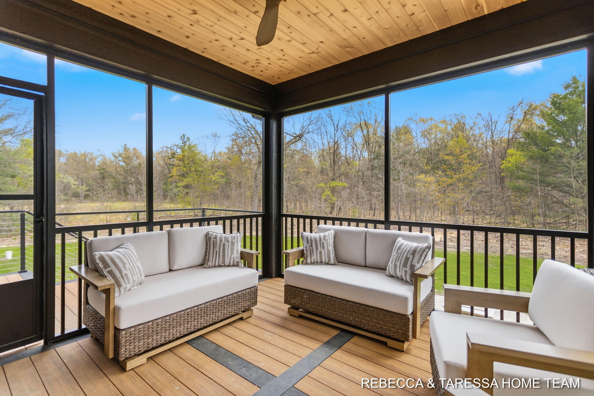 400 Sabine Drive 8