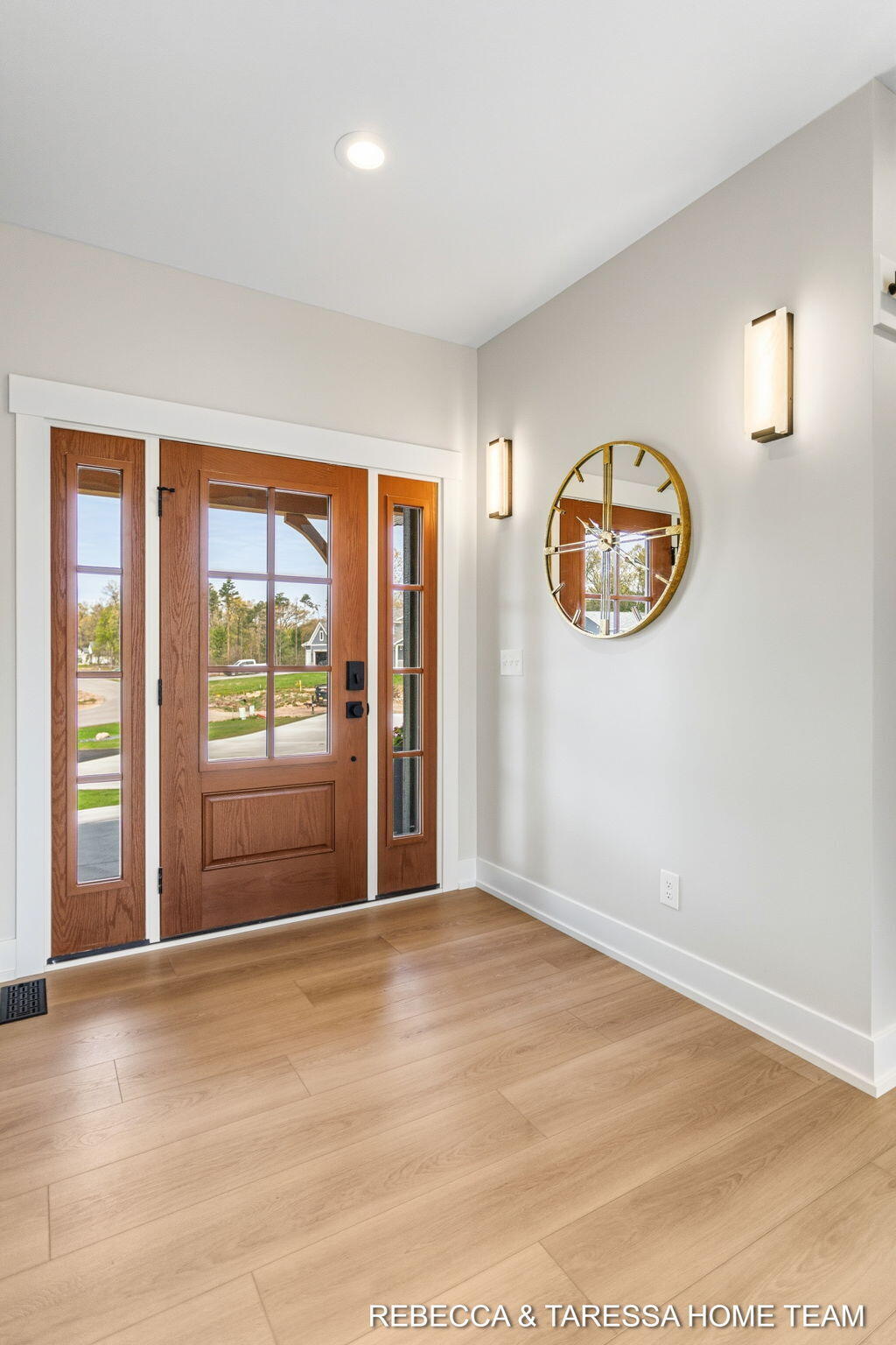 400 Sabine Drive 8