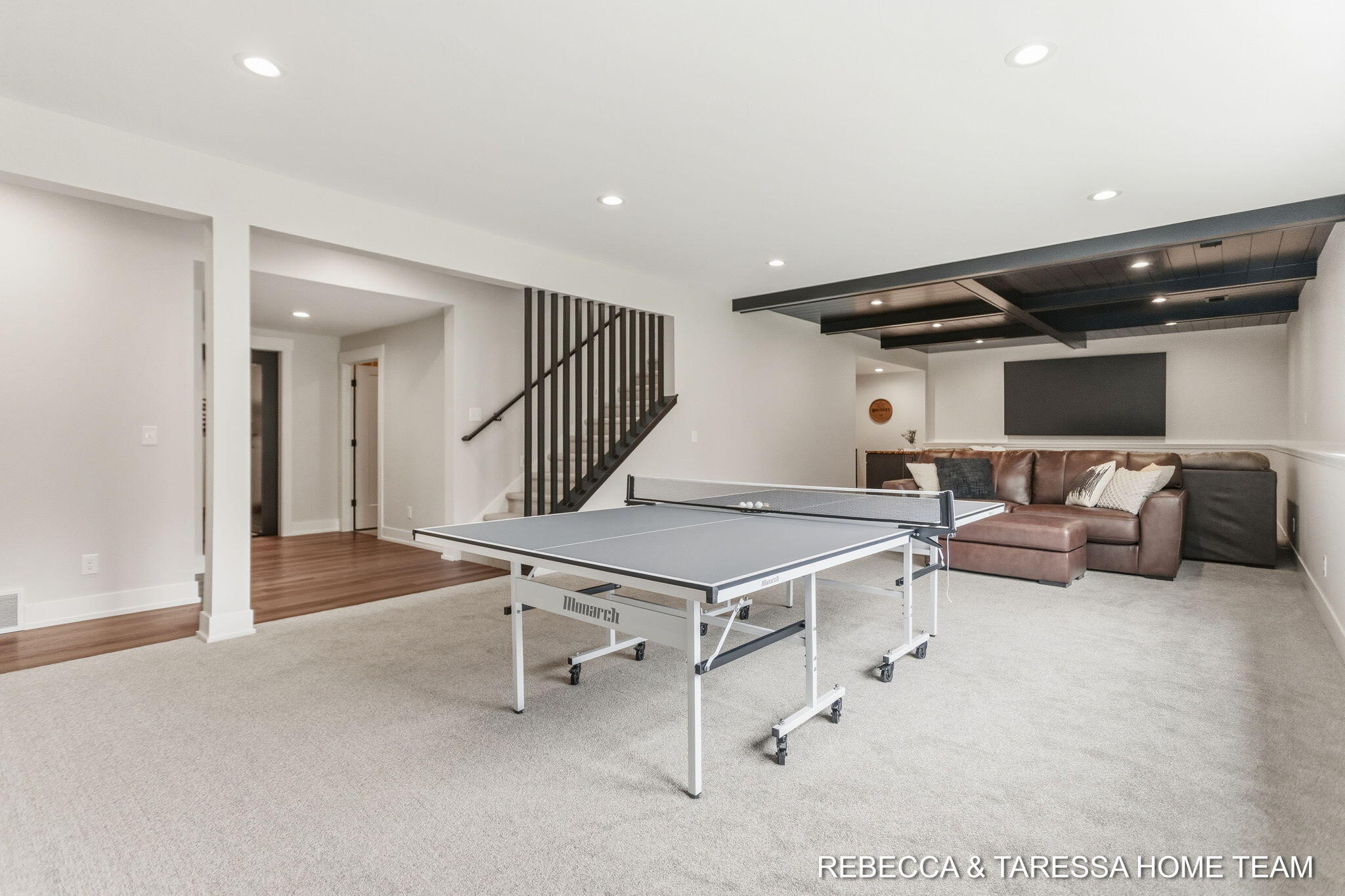 400 Sabine Drive 8