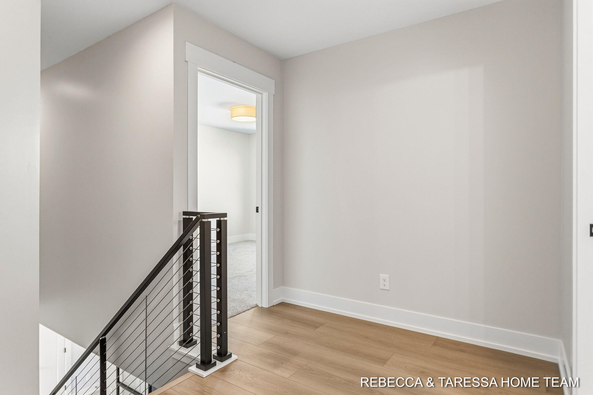 400 Sabine Drive 8