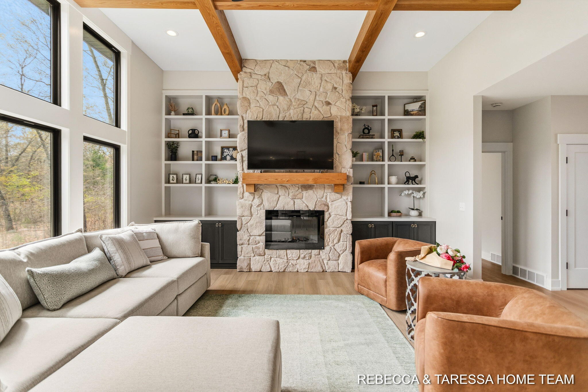 400 Sabine Drive 8