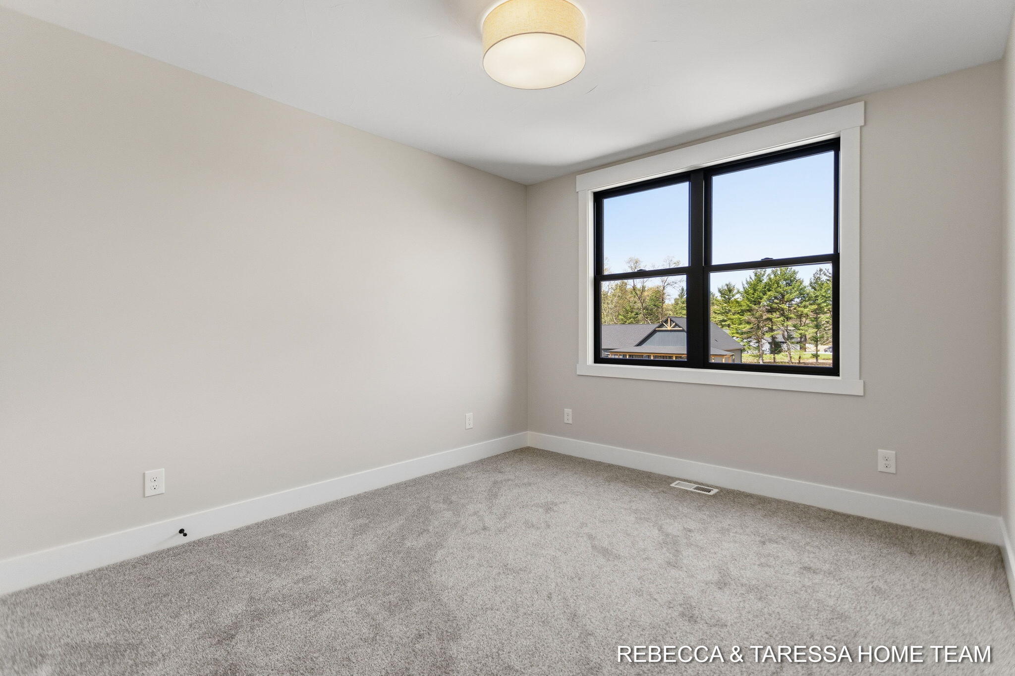 400 Sabine Drive 8