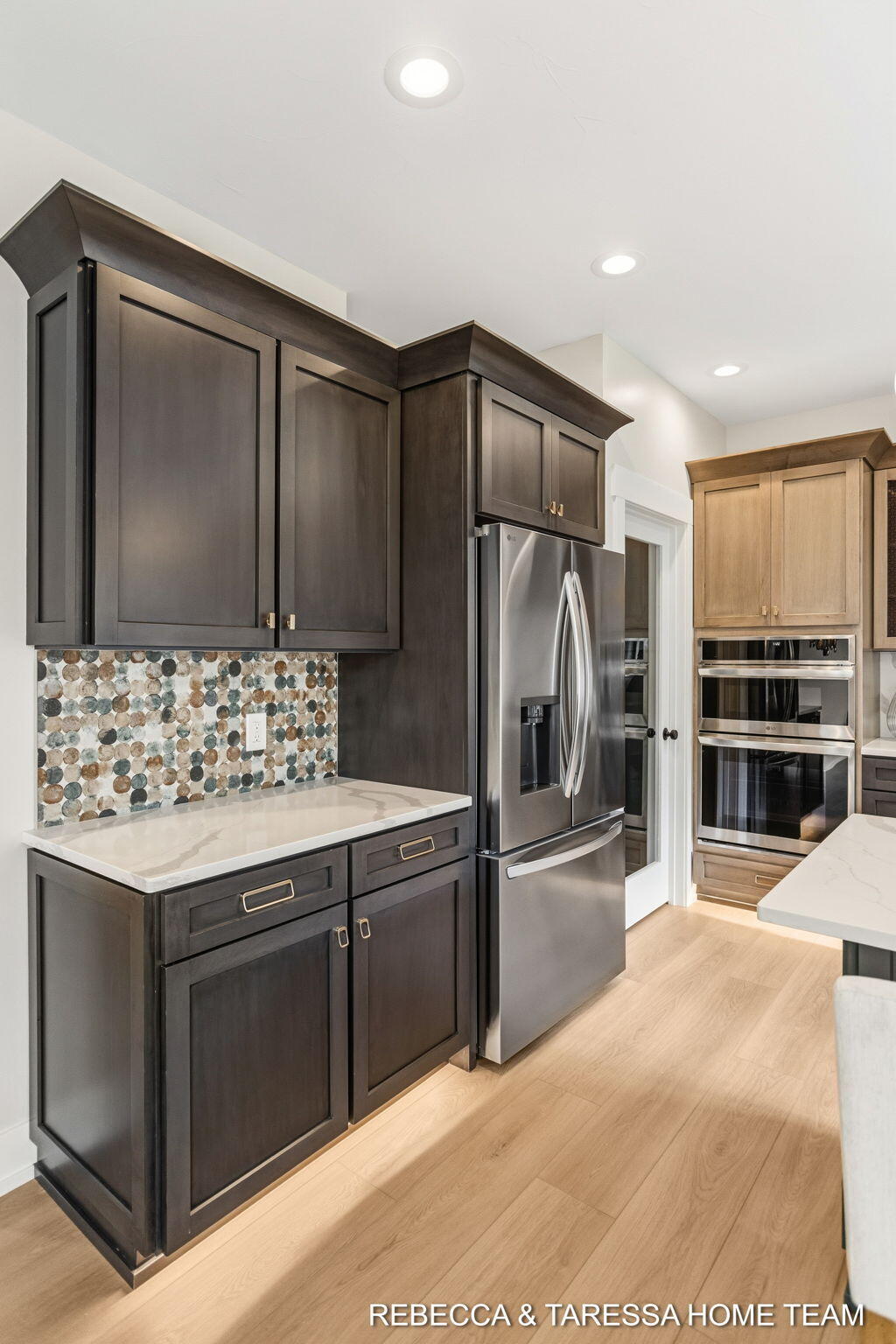 400 Sabine Drive 8