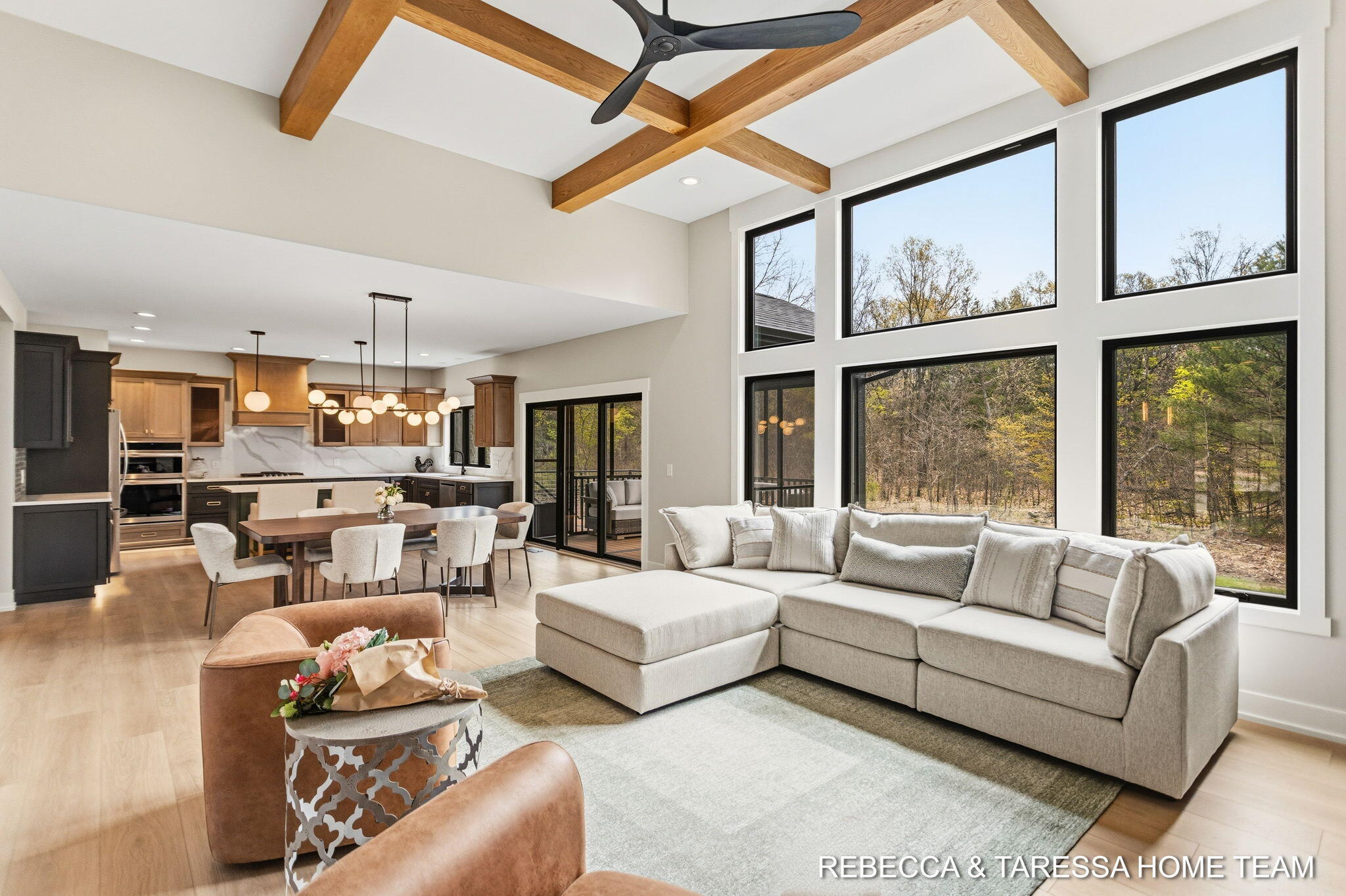 400 Sabine Drive 8