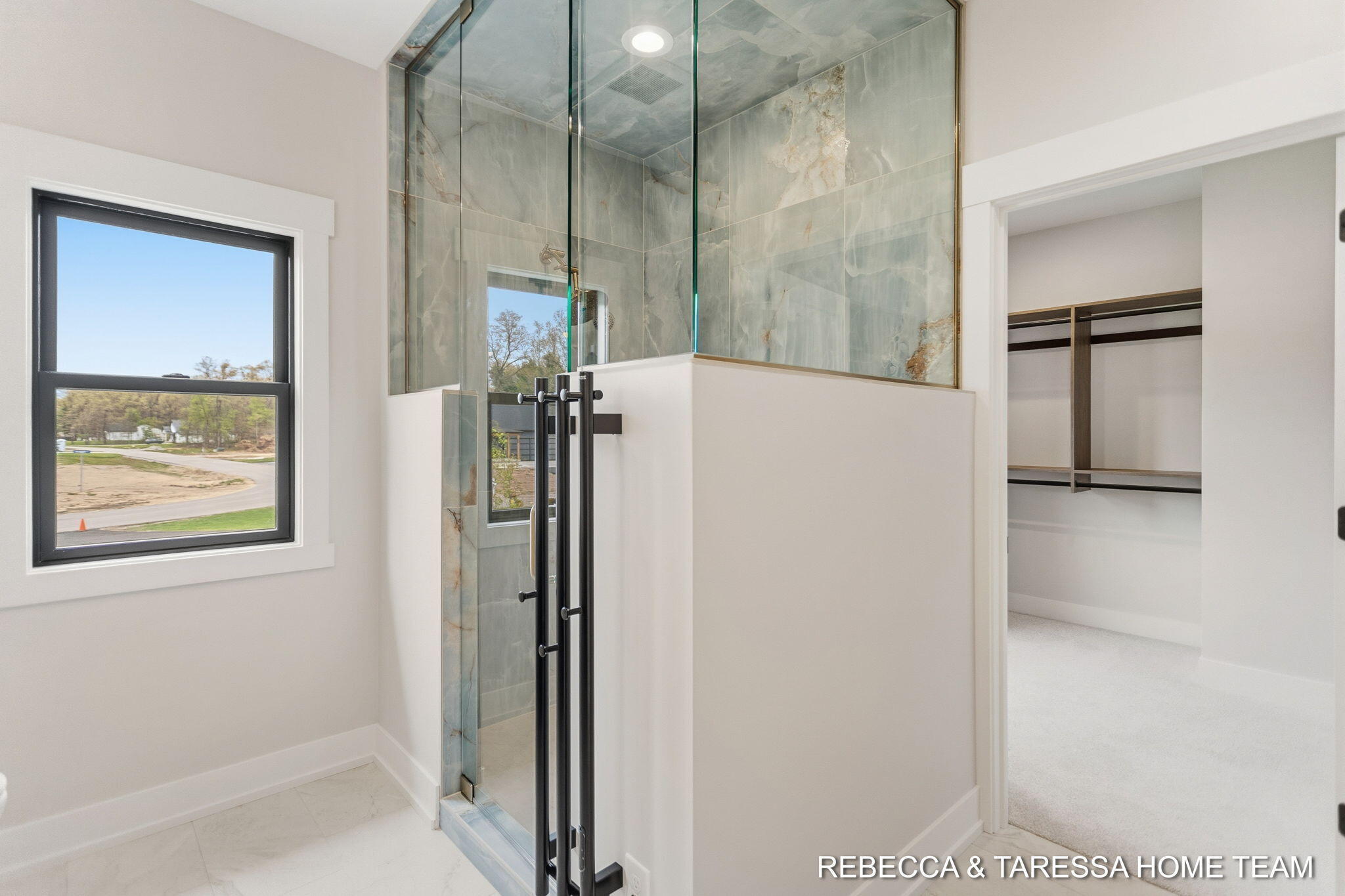 400 Sabine Drive 8