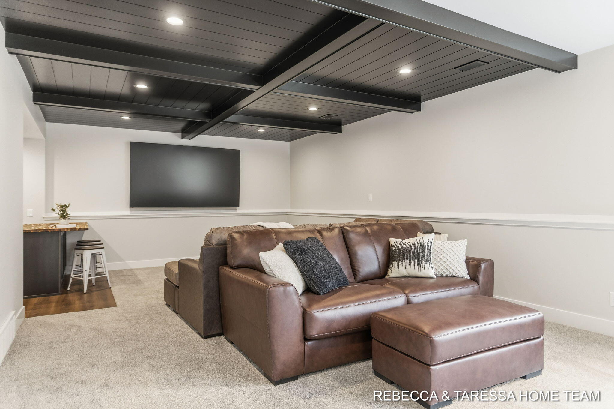 400 Sabine Drive 8