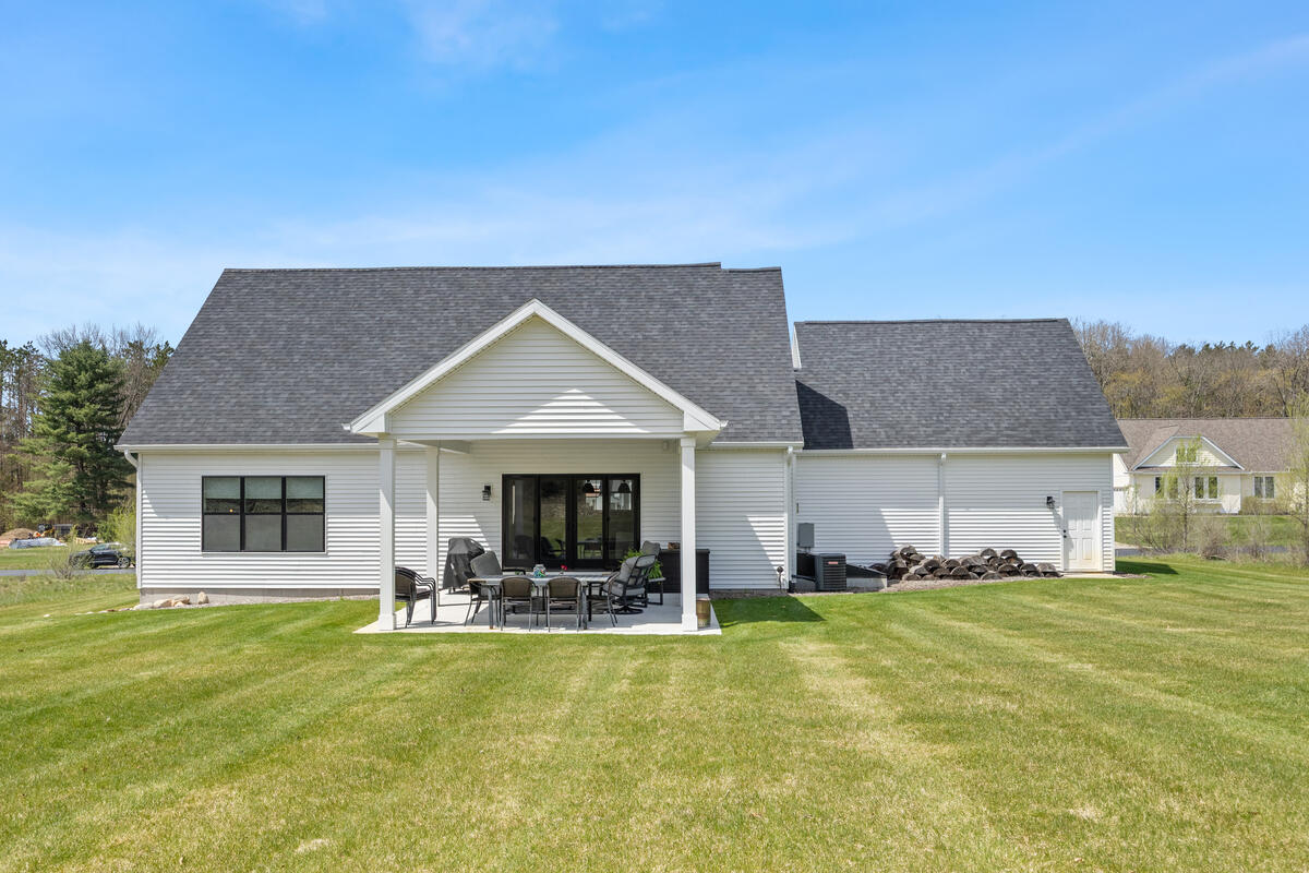 7834 Sandy Lane