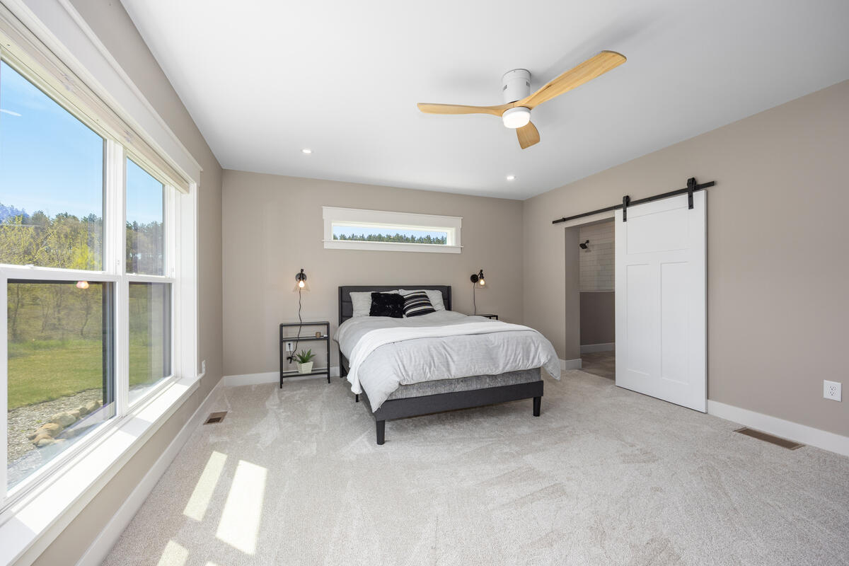 7834 Sandy Lane