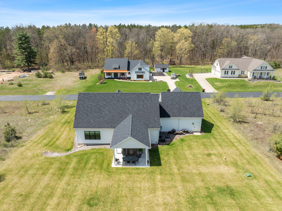 7834 Sandy Lane