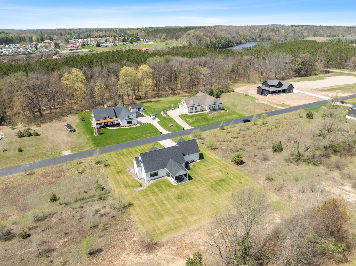 7834 Sandy Lane