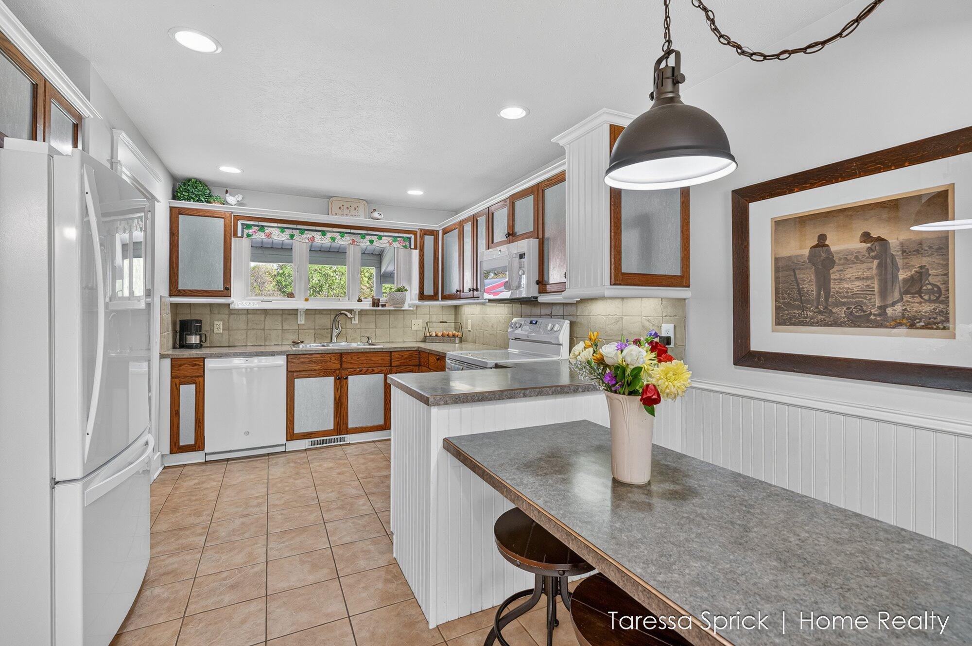 6375 Bauer Road