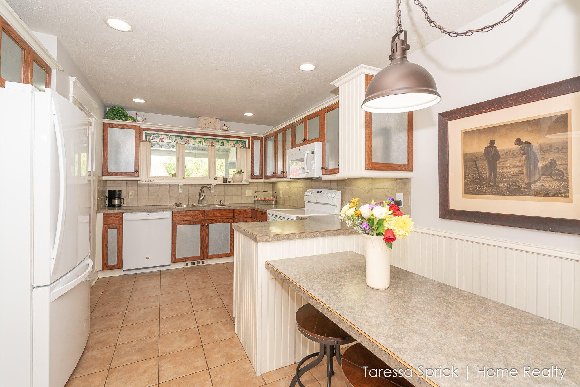 6375 Bauer Road