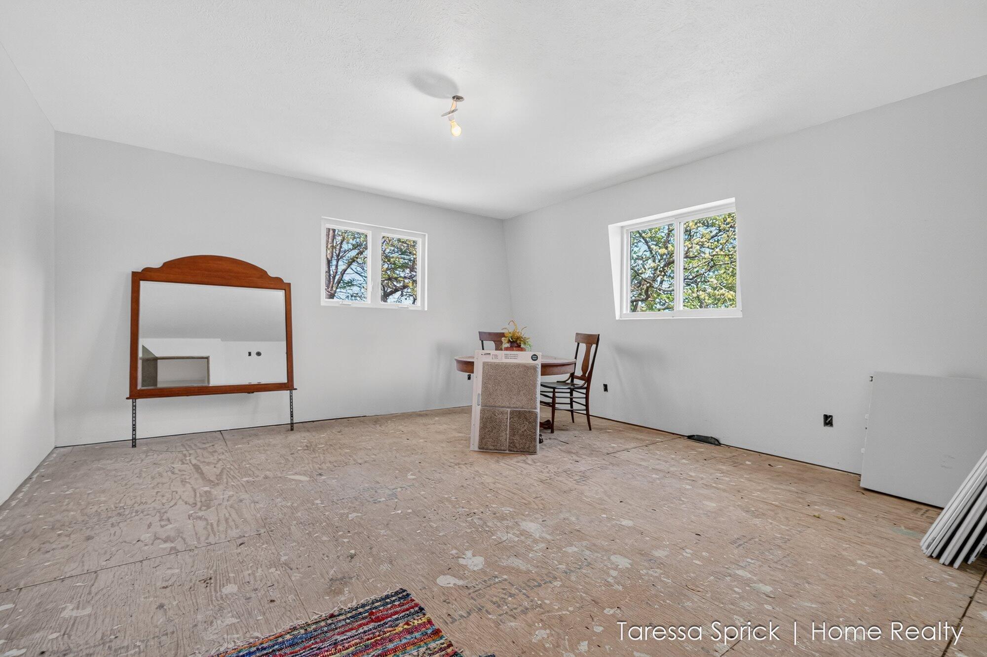 6375 Bauer Road