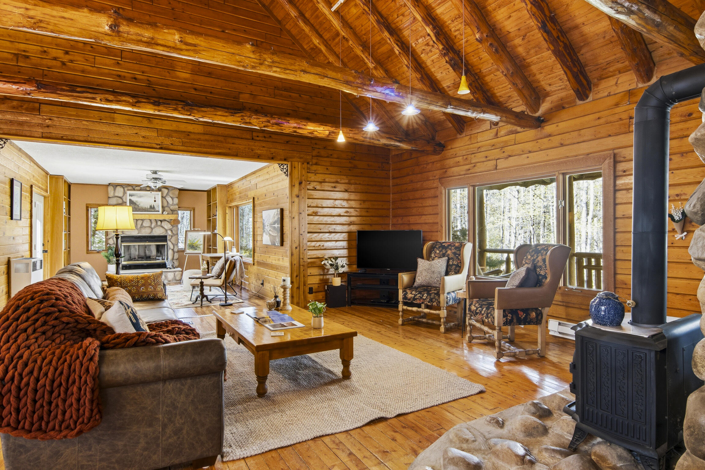 151 S Crestwood Drive