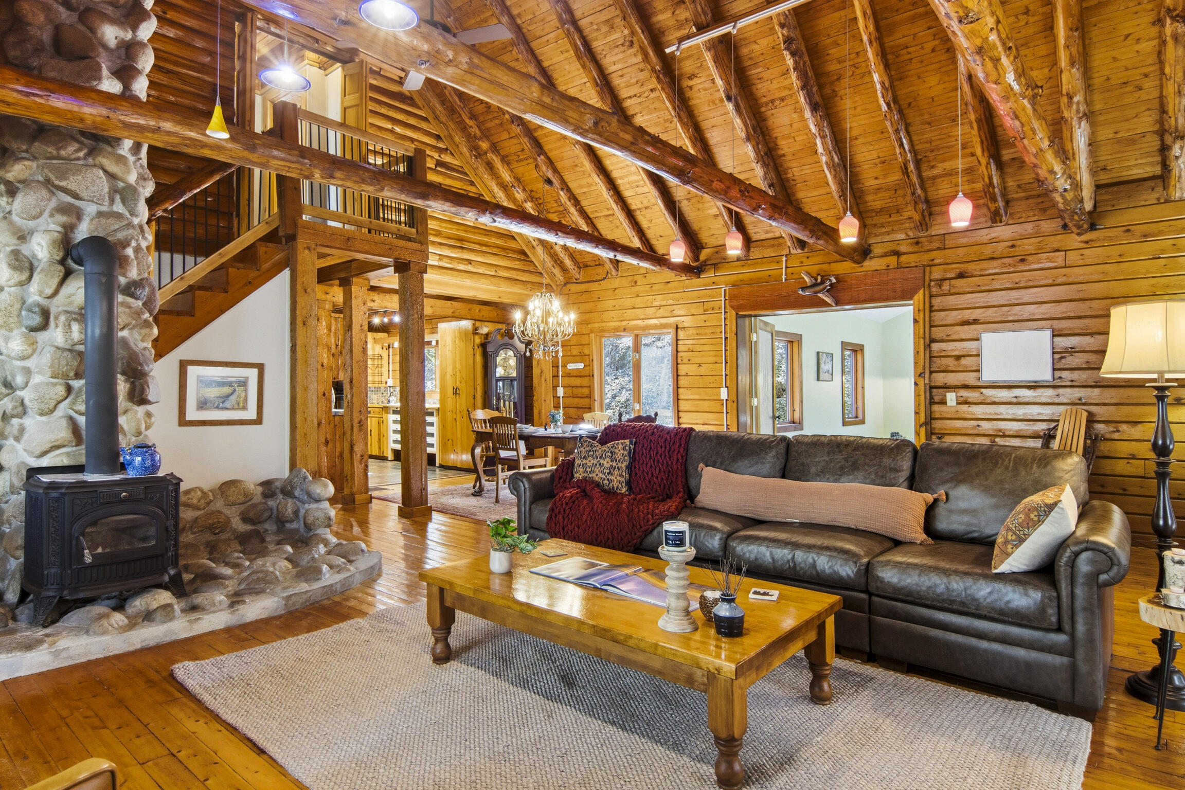 151 S Crestwood Drive